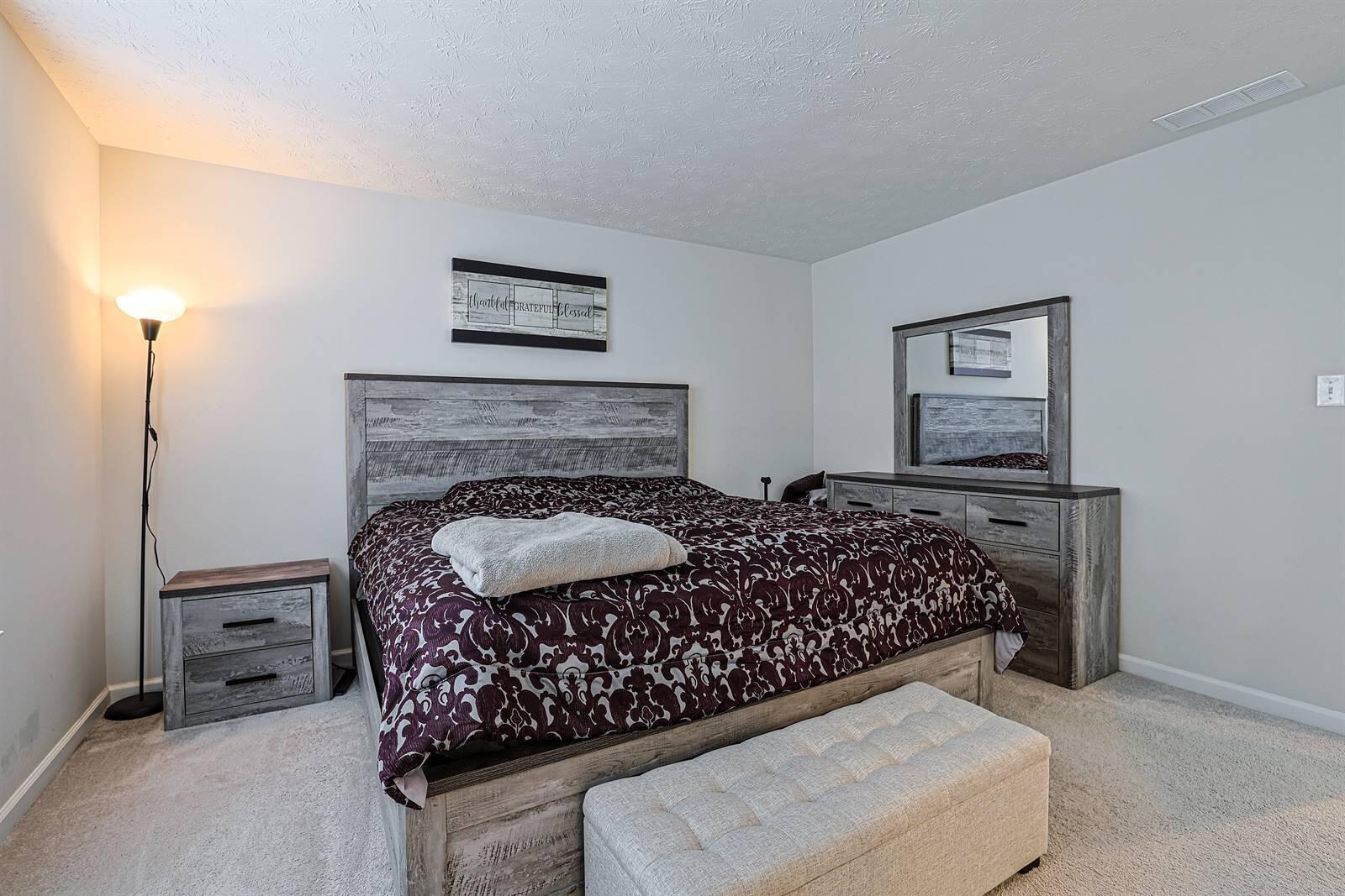 320 Chevington Chase, Tipp City, Ohio 45371