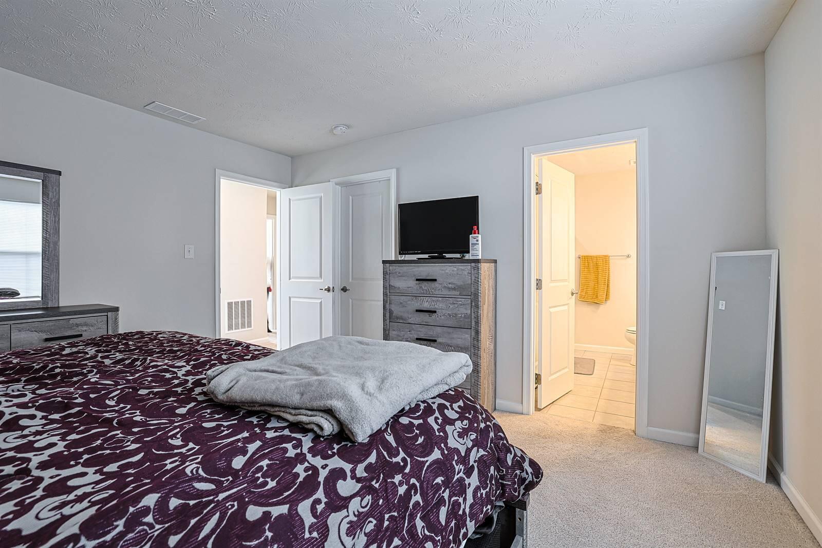 320 Chevington Chase, Tipp City, Ohio 45371