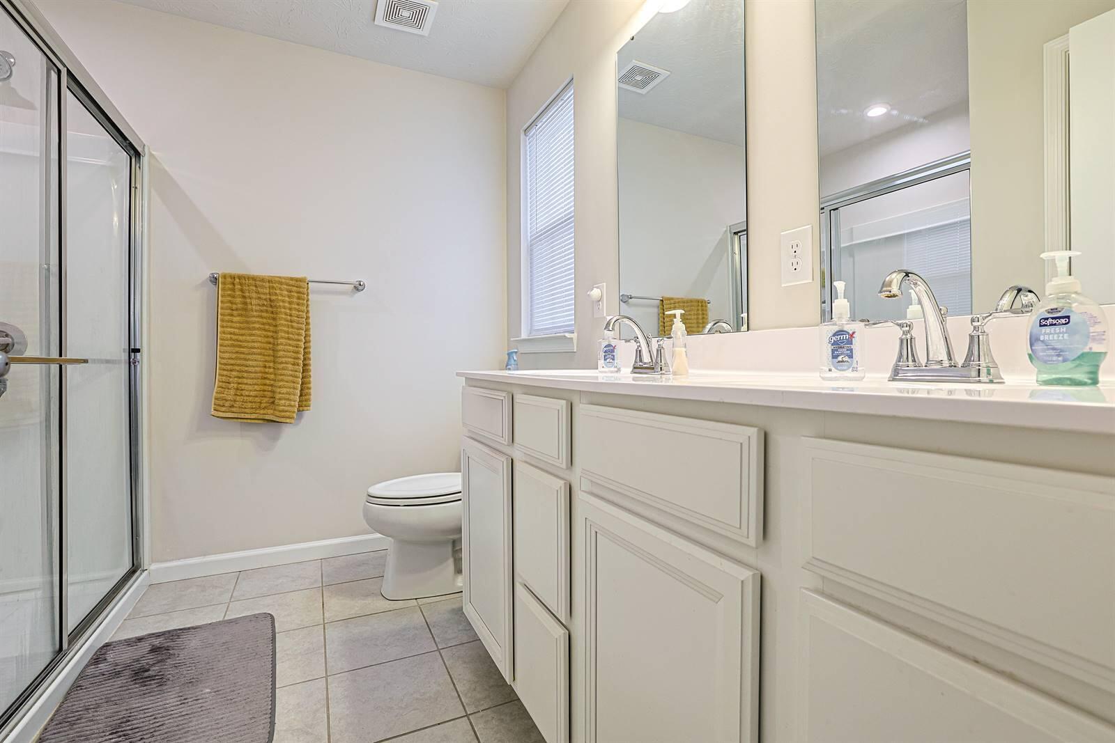 320 Chevington Chase, Tipp City, Ohio 45371