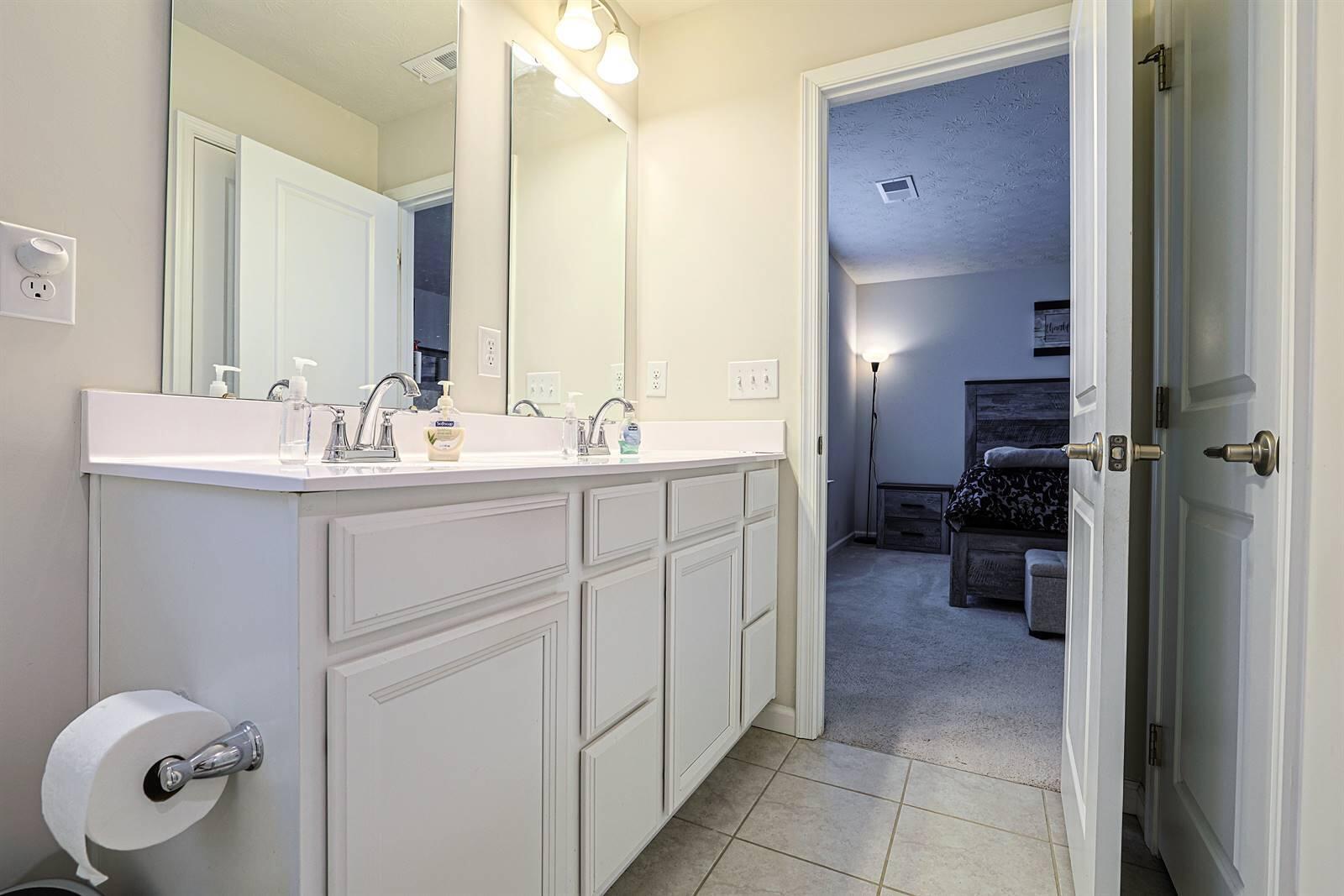 320 Chevington Chase, Tipp City, Ohio 45371