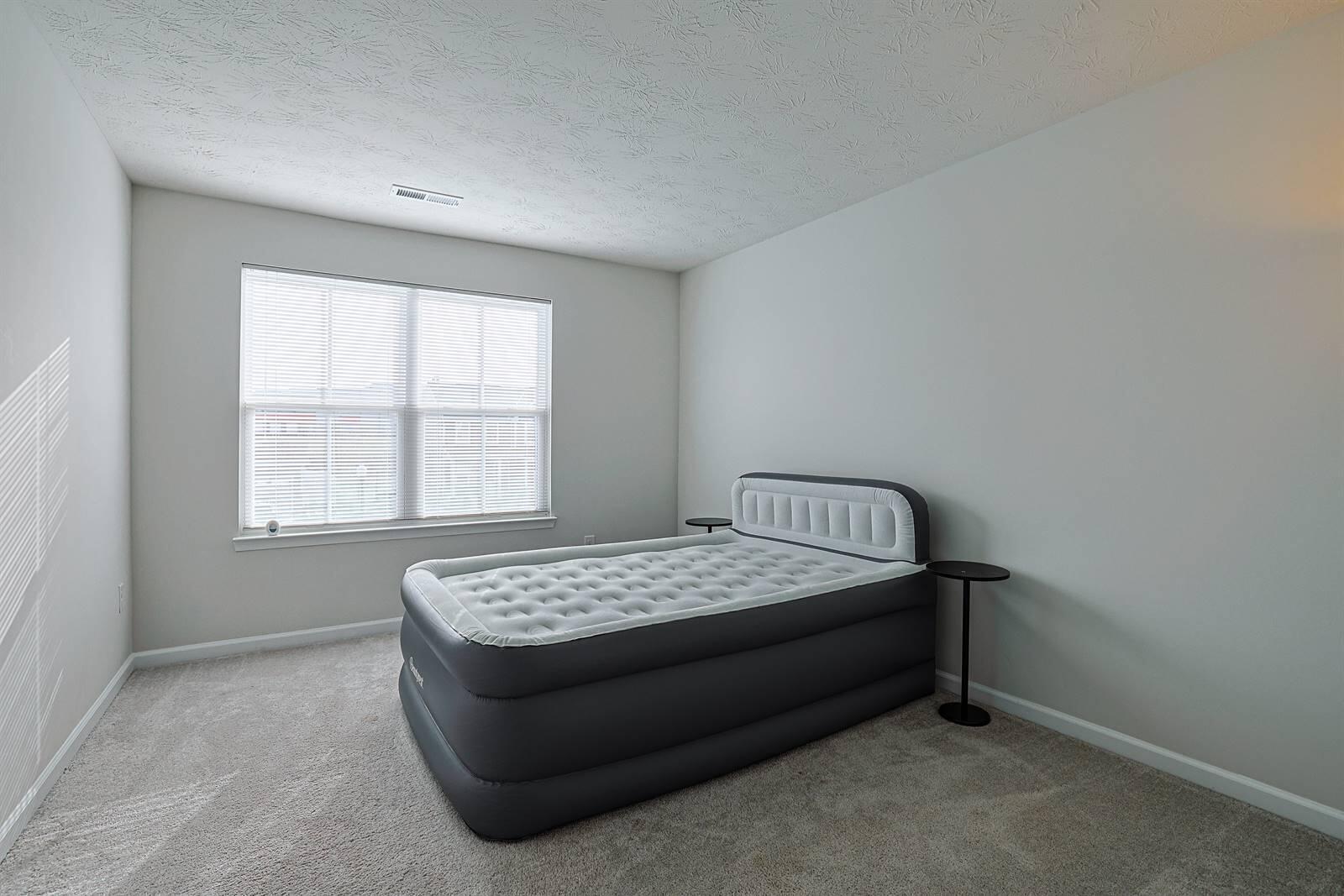 320 Chevington Chase, Tipp City, Ohio 45371