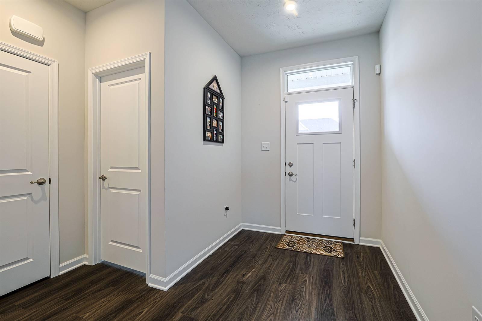 320 Chevington Chase, Tipp City, Ohio 45371