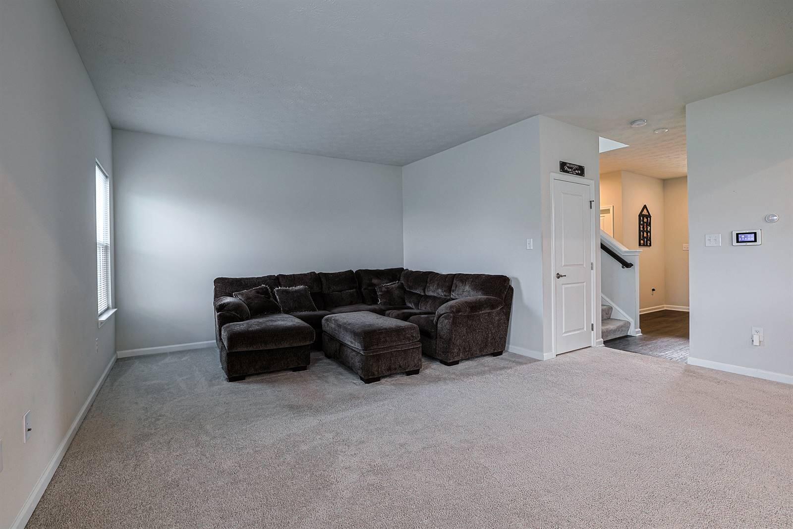 320 Chevington Chase, Tipp City, Ohio 45371