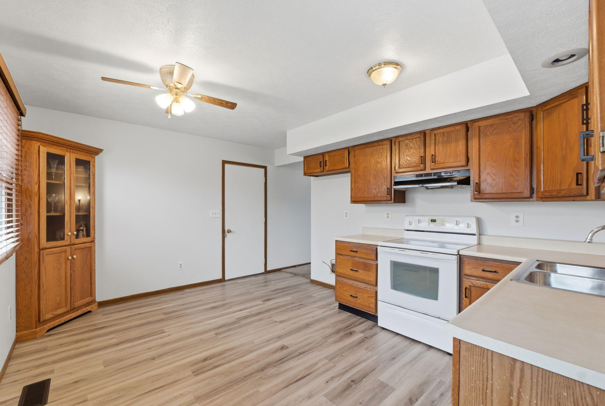 107 Ashlee Drive, Lewisburg, Ohio 45338