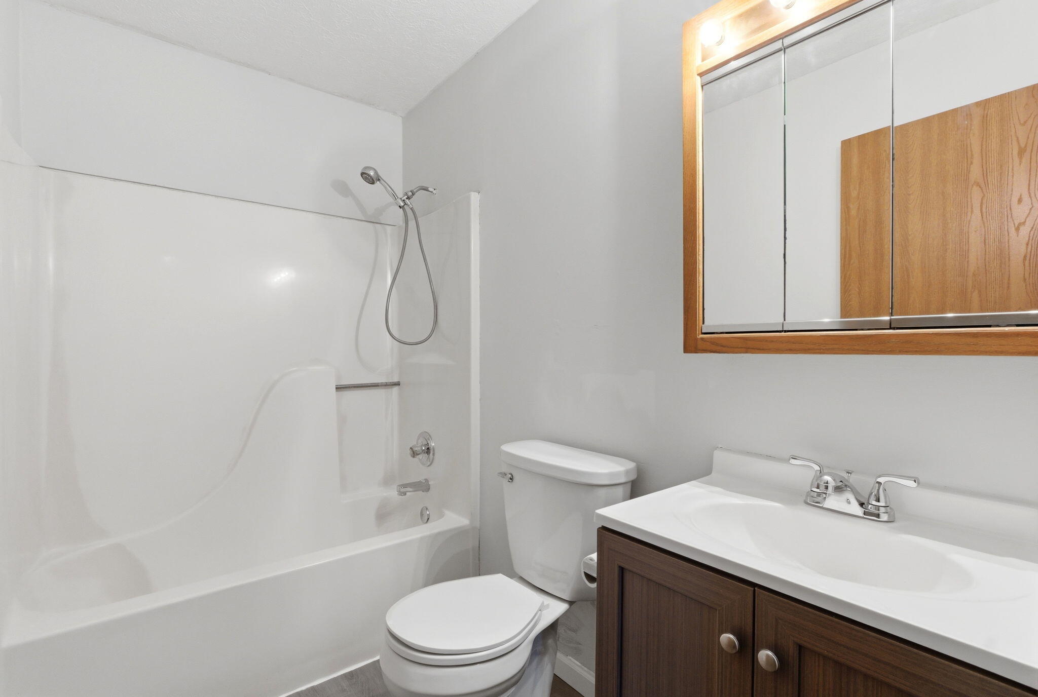 107 Ashlee Drive, Lewisburg, Ohio 45338