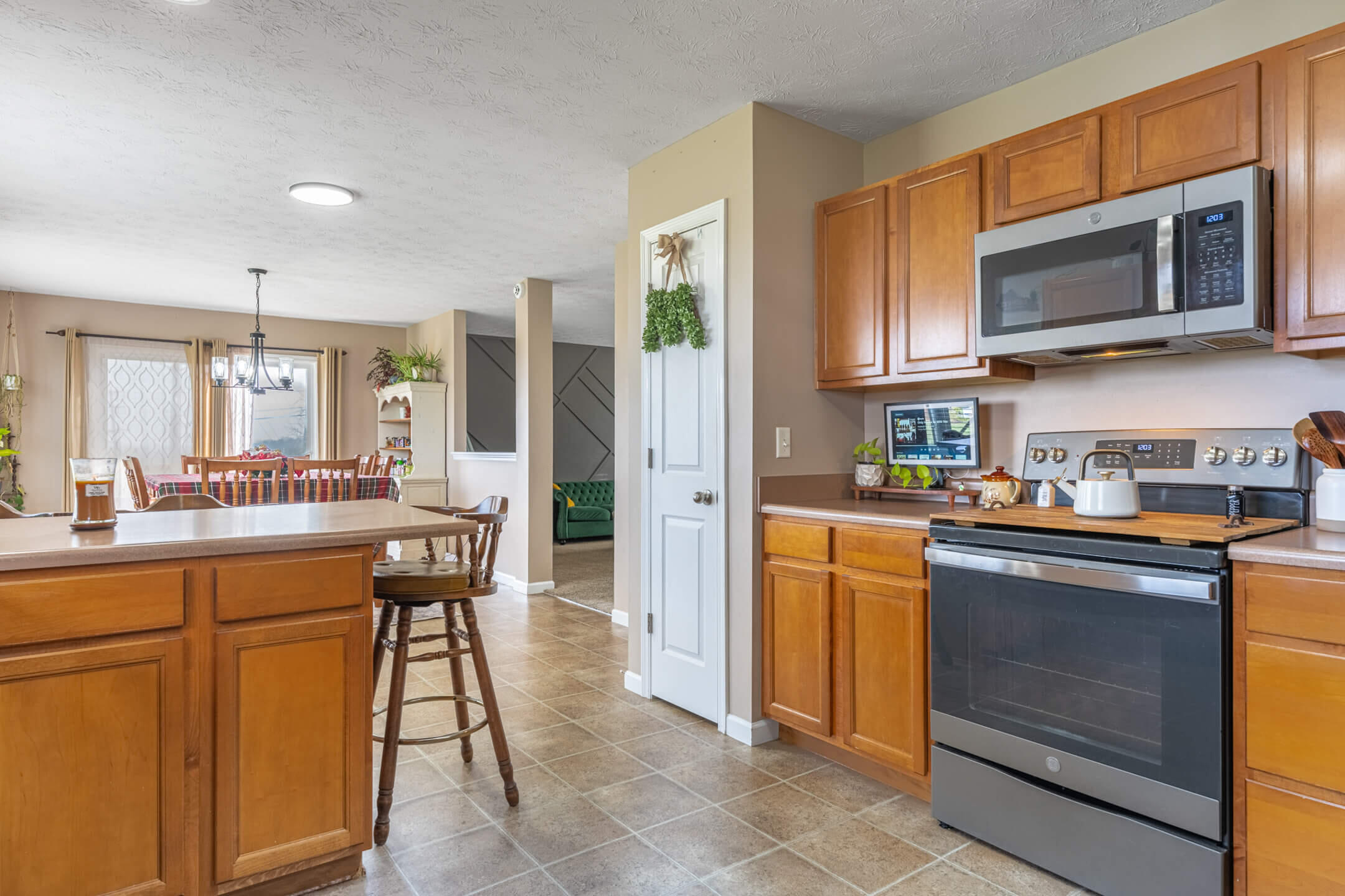 132 Village Court, Monroe, Ohio 45050