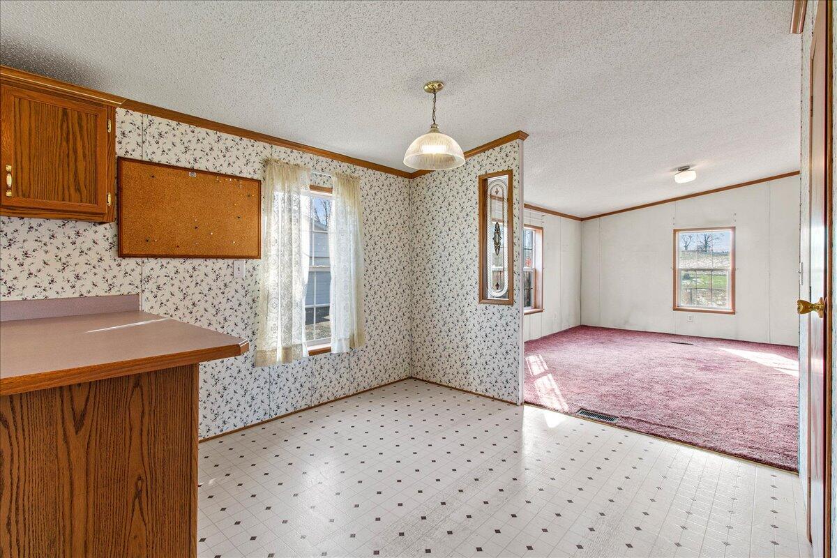 4921 Hawk Road, Mechanicsburg, Ohio 43044