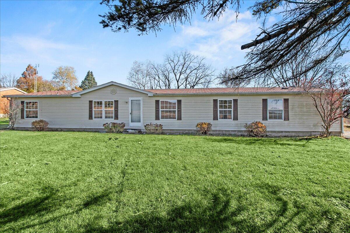 4921 Hawk Road, Mechanicsburg, Ohio 43044