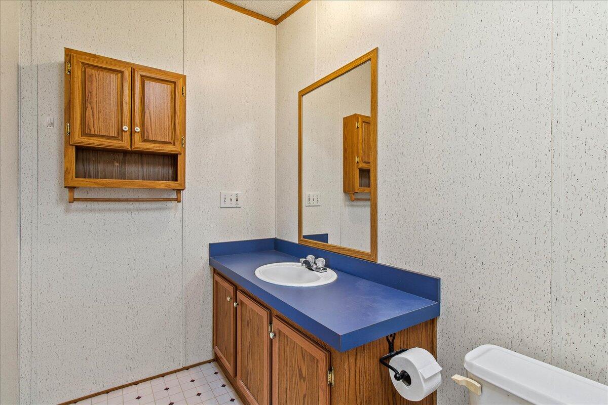 4921 Hawk Road, Mechanicsburg, Ohio 43044