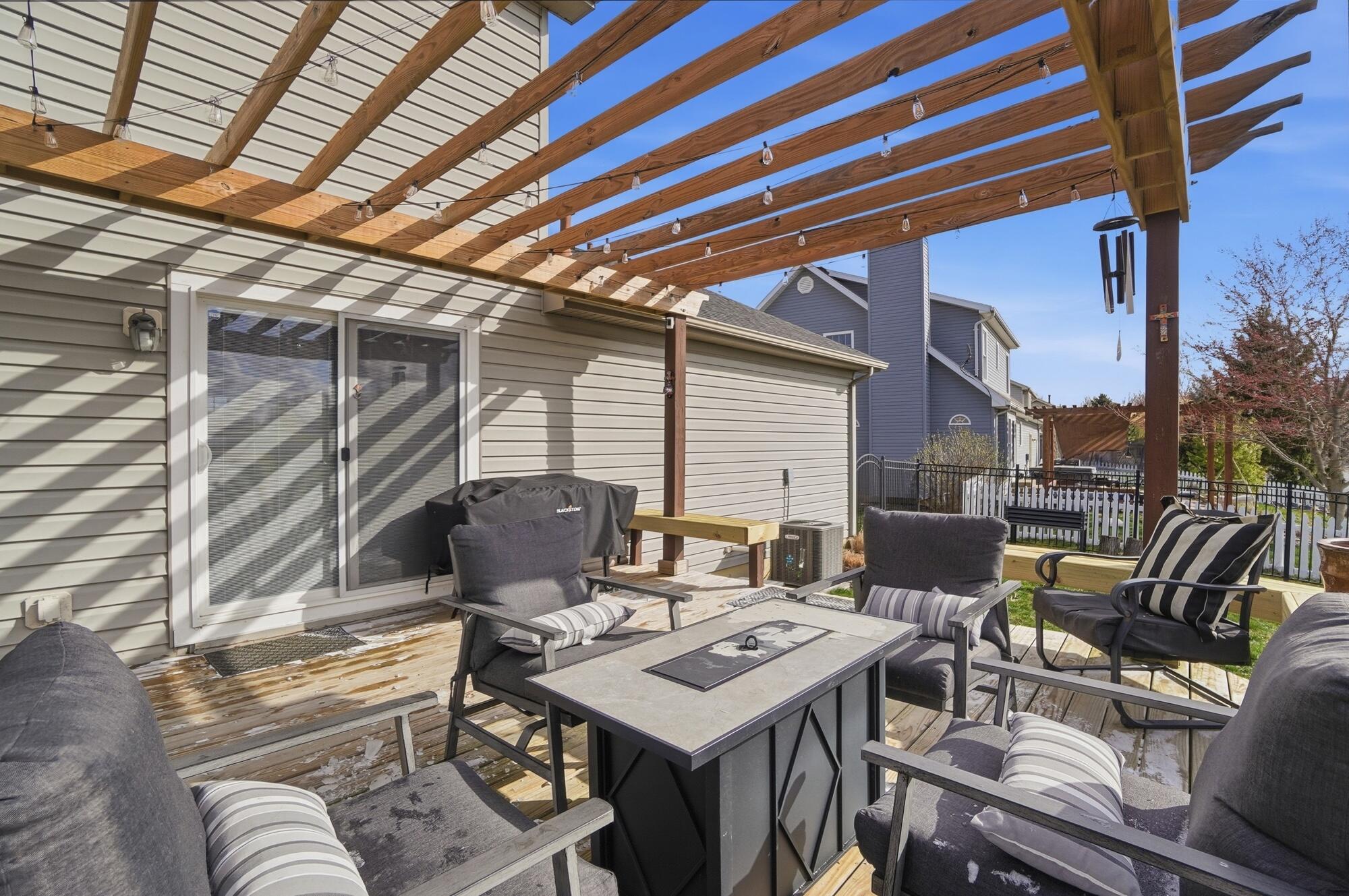 2586 Renwick Way, Troy, Ohio 45373