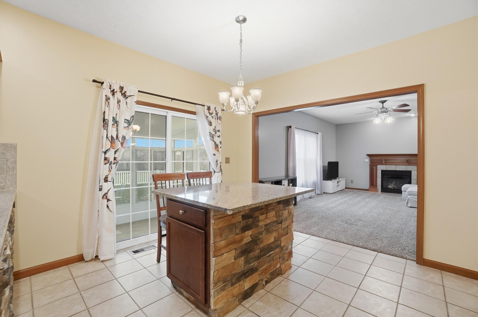 661 Willow Point Court, Troy, Ohio 45373