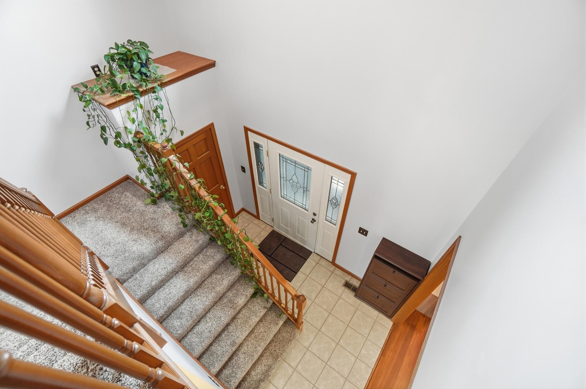 661 Willow Point Court, Troy, Ohio 45373