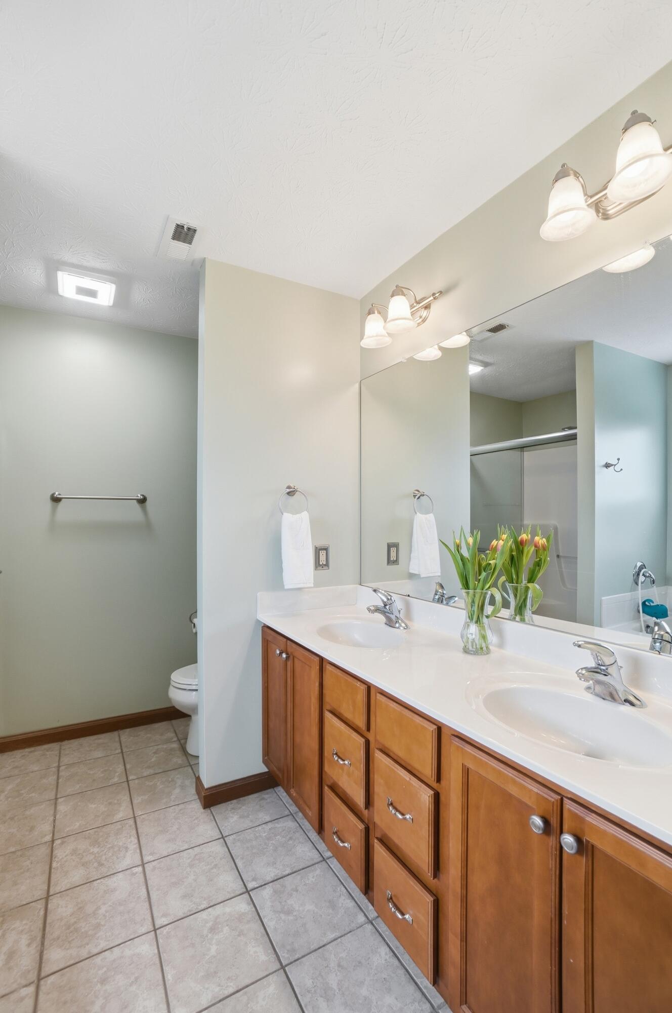 661 Willow Point Court, Troy, Ohio 45373