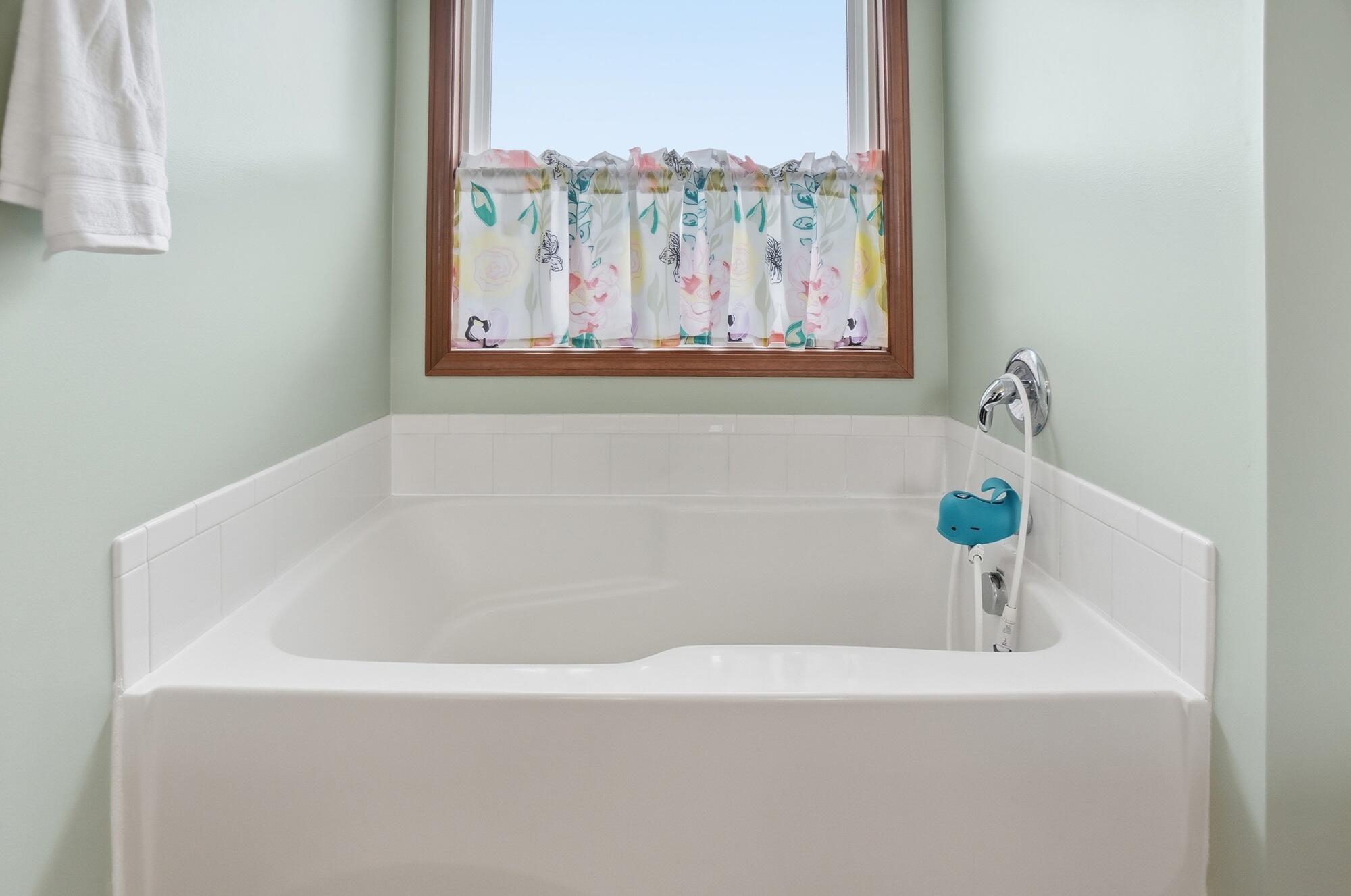 661 Willow Point Court, Troy, Ohio 45373