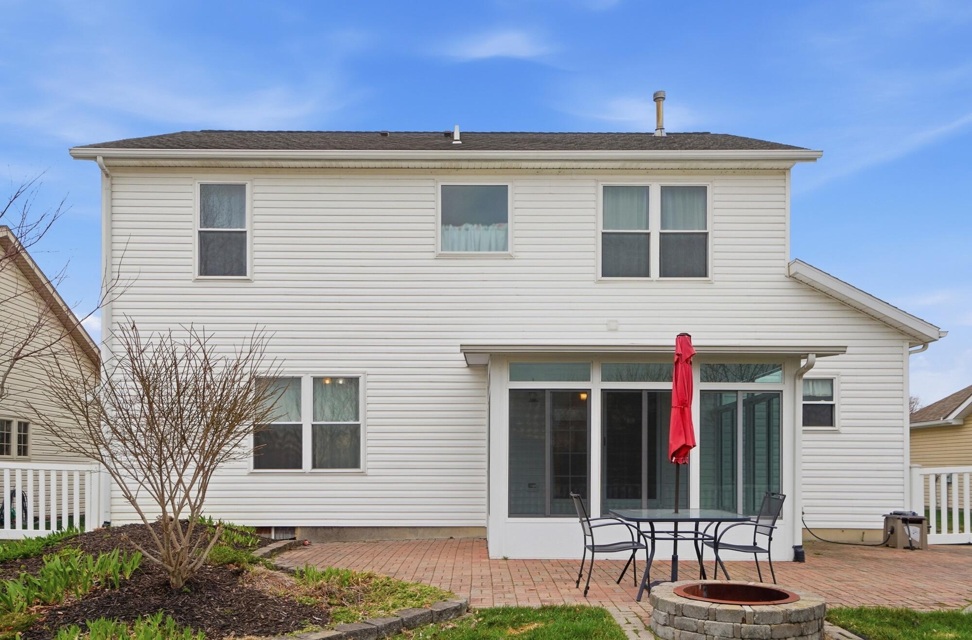 661 Willow Point Court, Troy, Ohio 45373