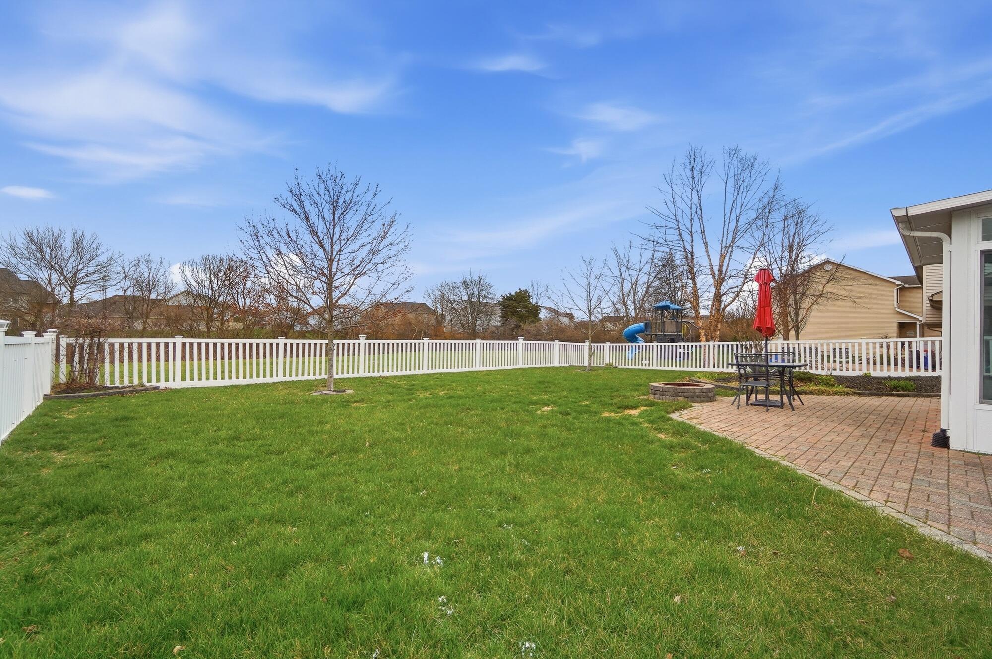 661 Willow Point Court, Troy, Ohio 45373