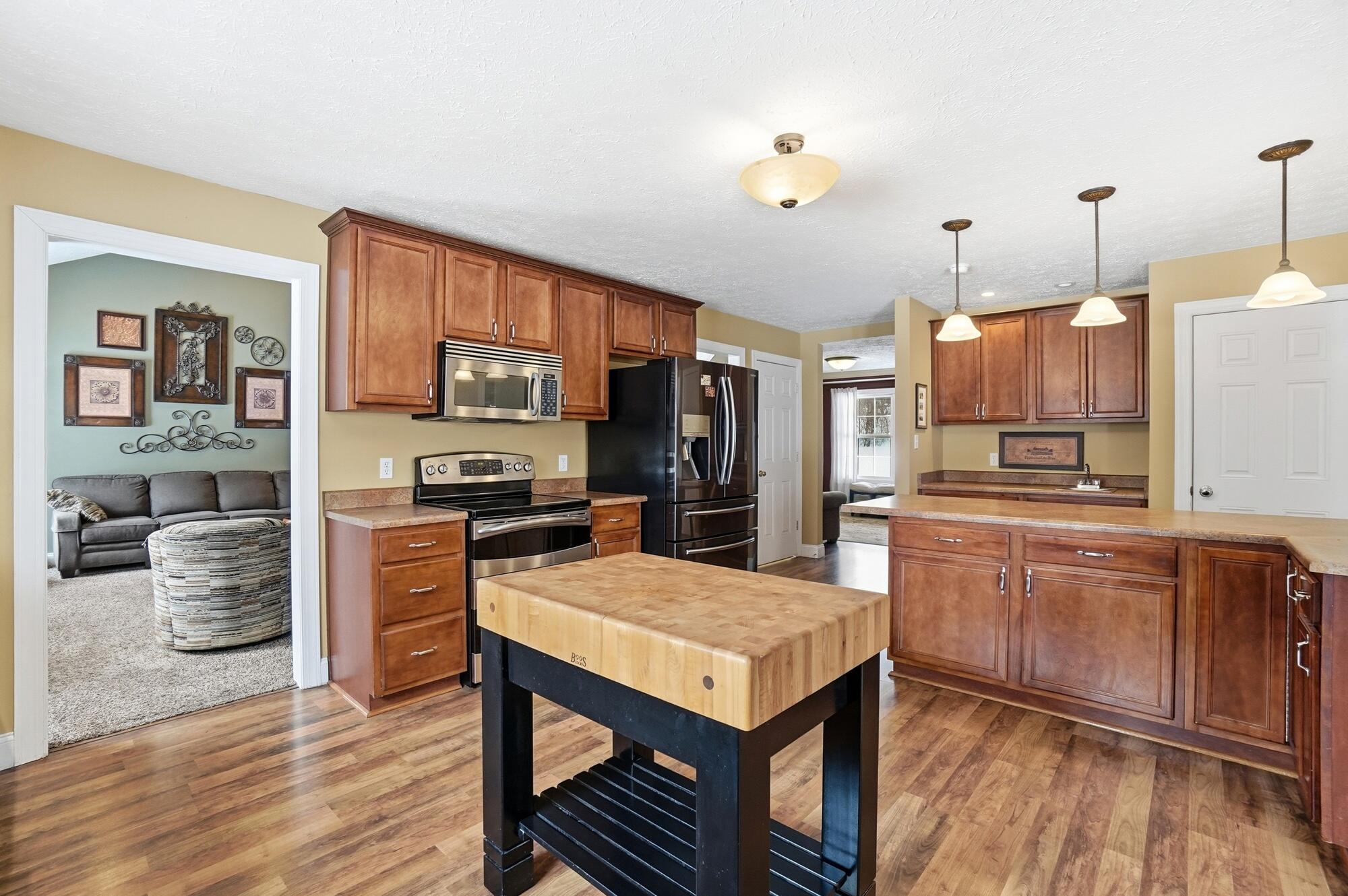 260 California Avenue, Springfield, Ohio 45505