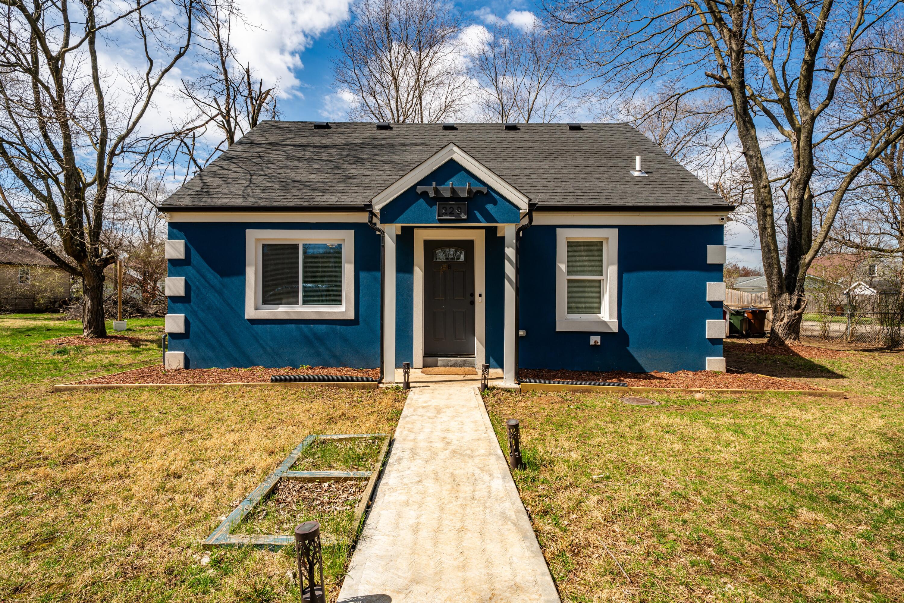 229 Marjorie Avenue, Riverside, Ohio 45404