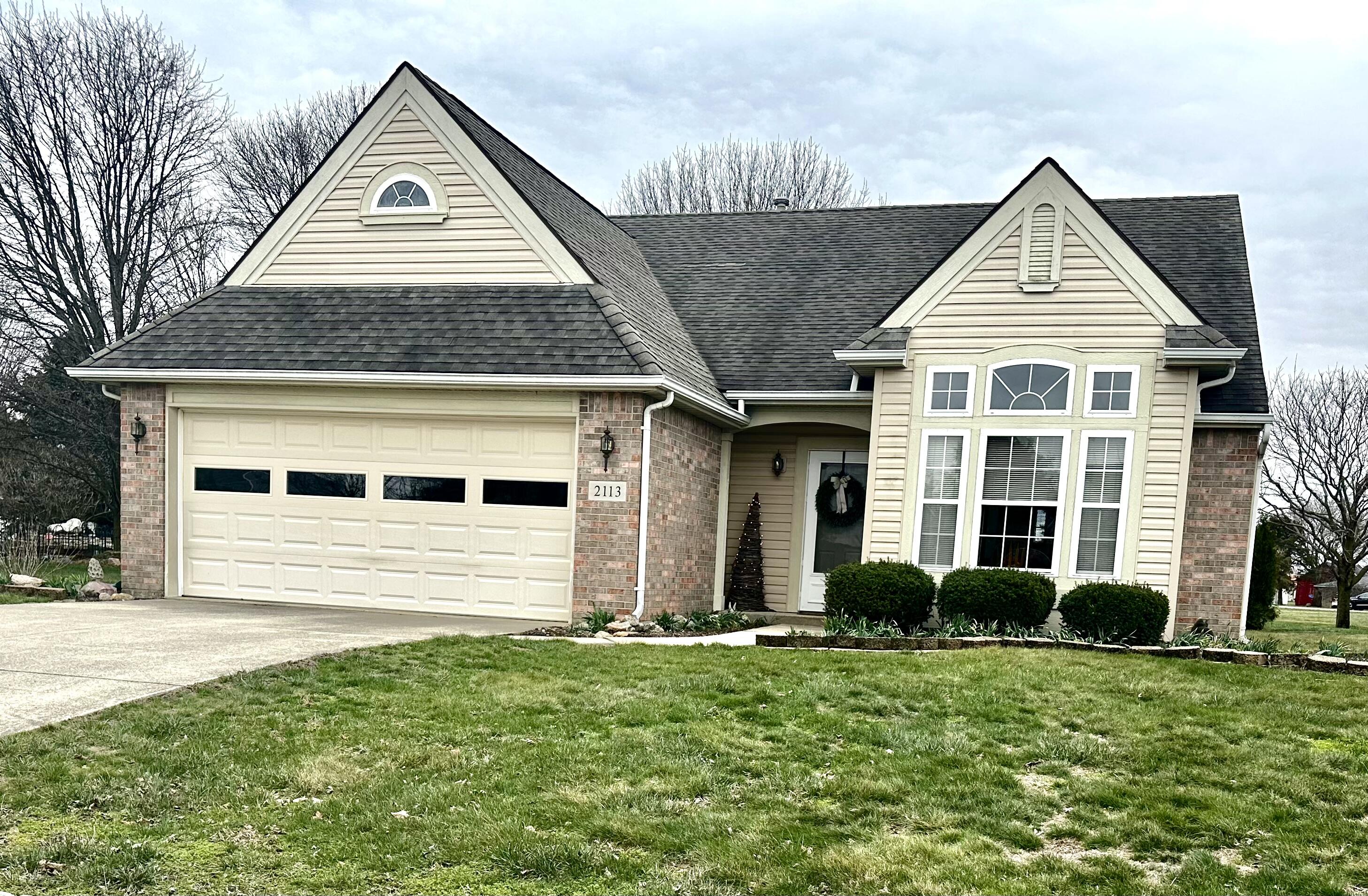 2113 Wilshire Drive, Piqua, Ohio 45356