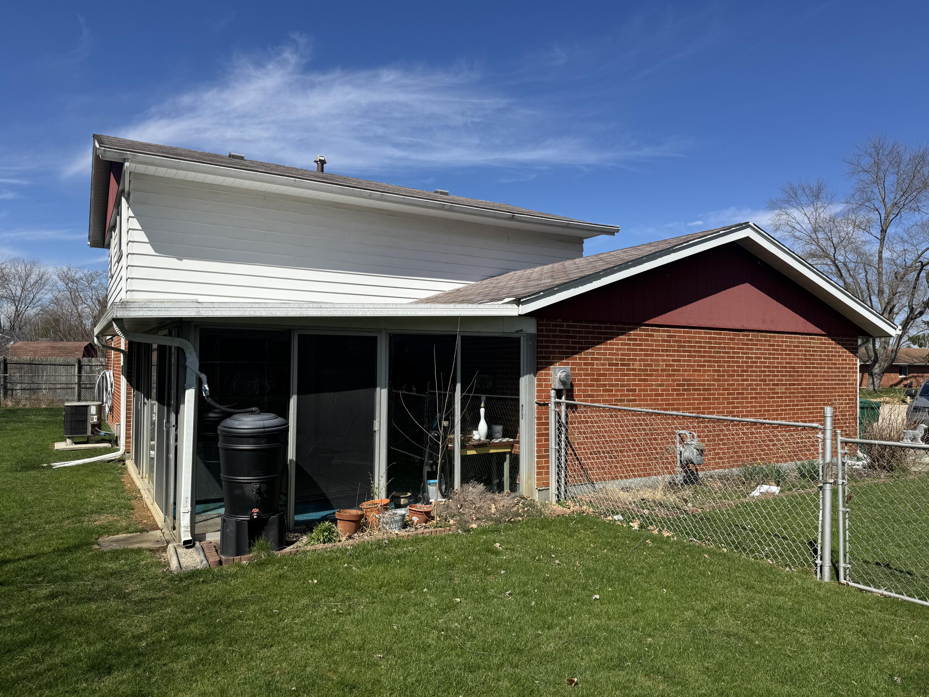 6 Danzig Lane, Fairborn, Ohio 45324