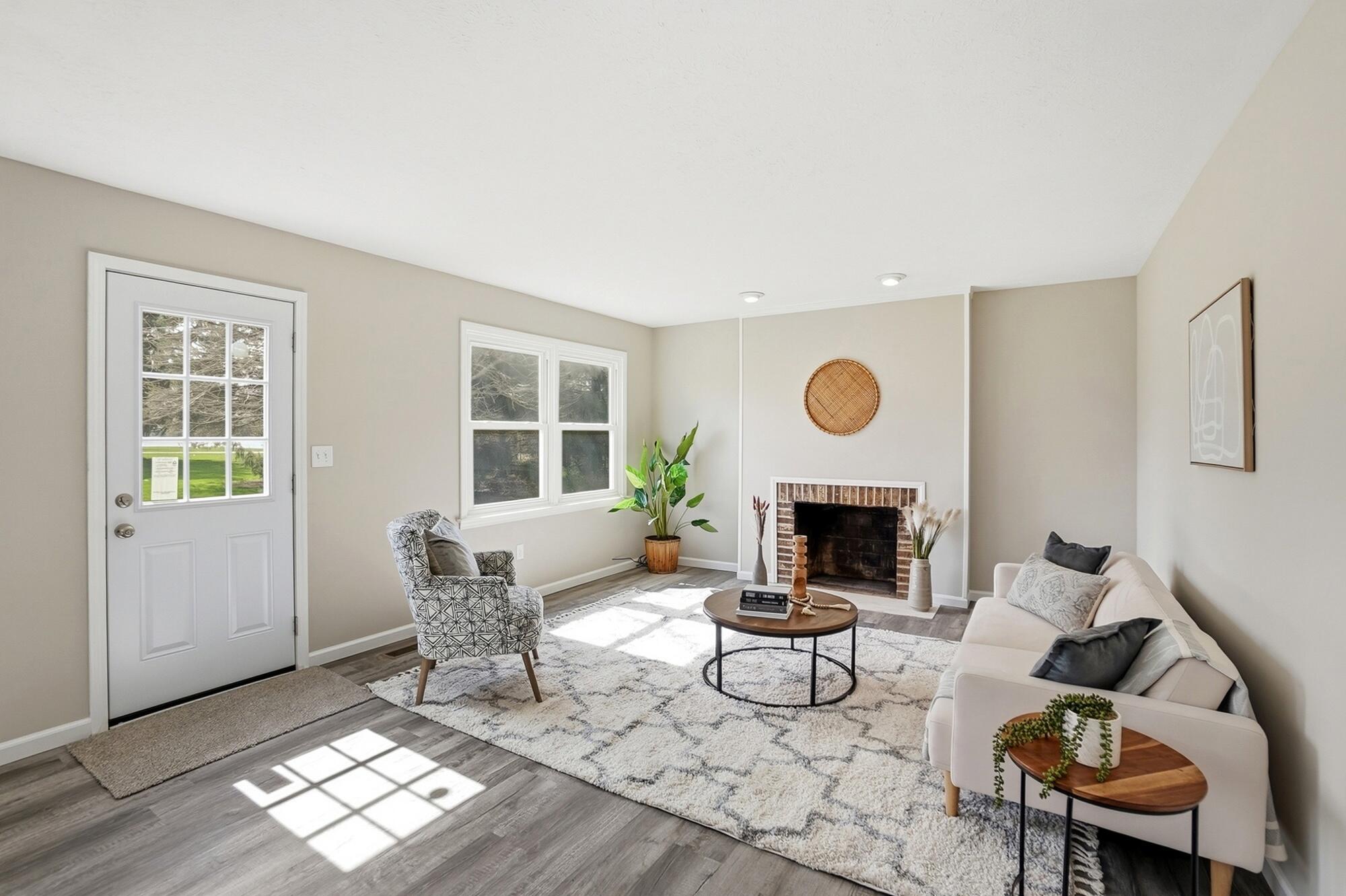 1985 Fox, Troy, Ohio 45373