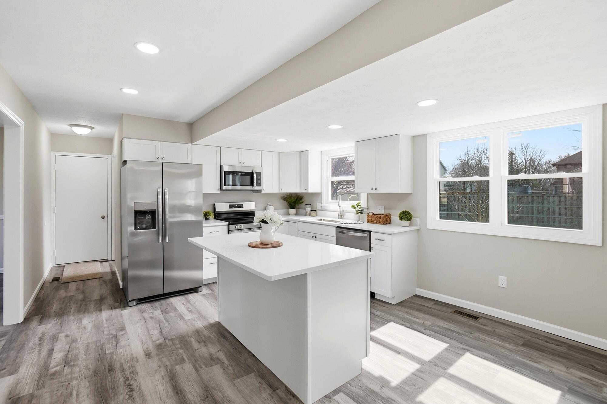 1985 Fox, Troy, Ohio 45373