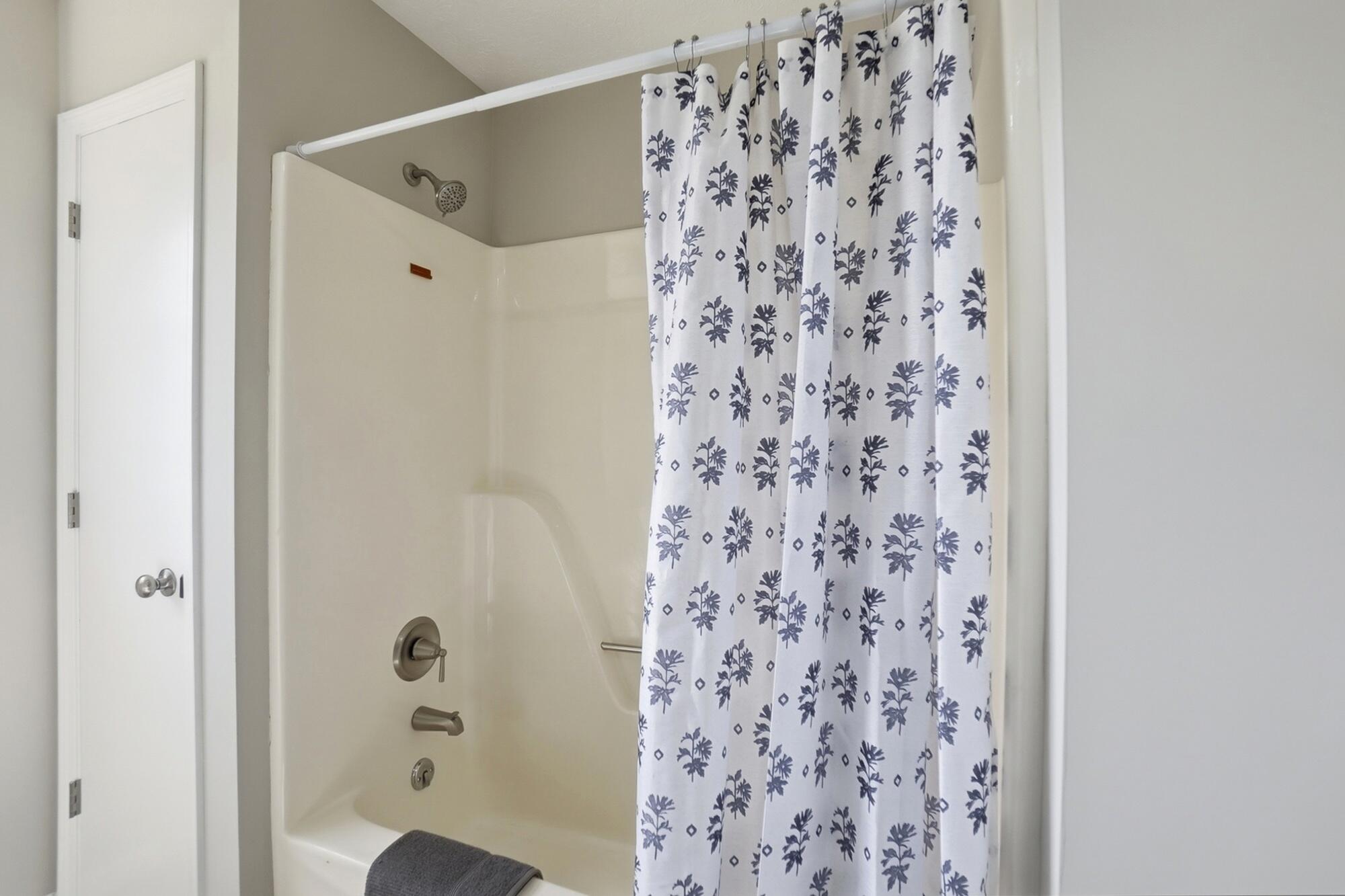 1985 Fox, Troy, Ohio 45373