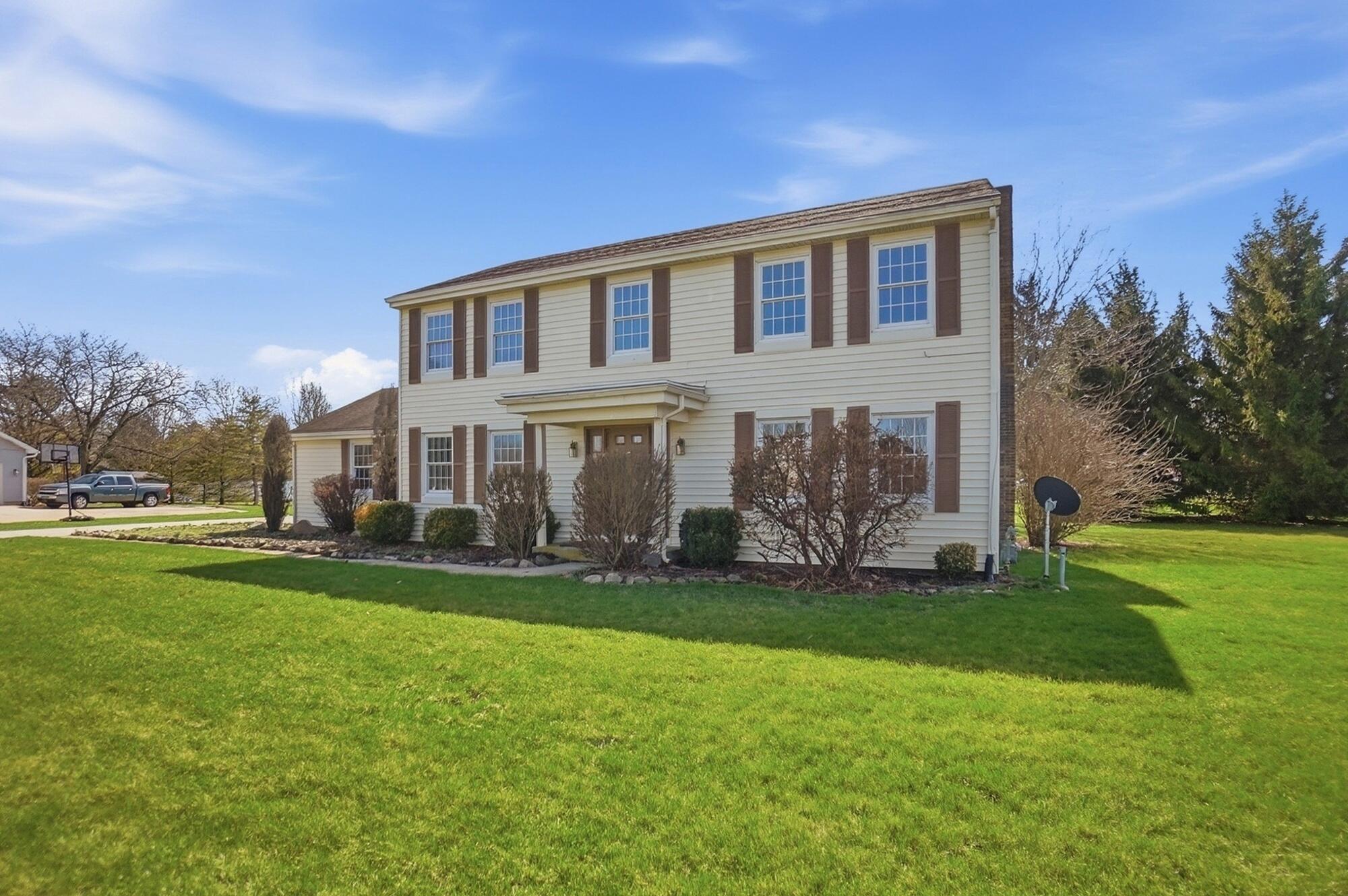 1985 Fox, Troy, Ohio 45373