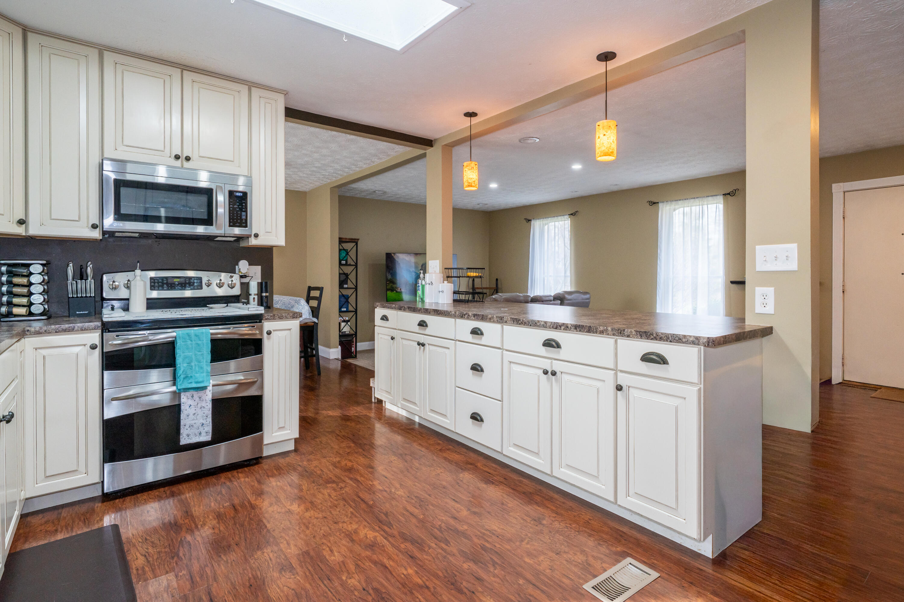 1412 Devoe Drive, Beavercreek, Ohio 45434