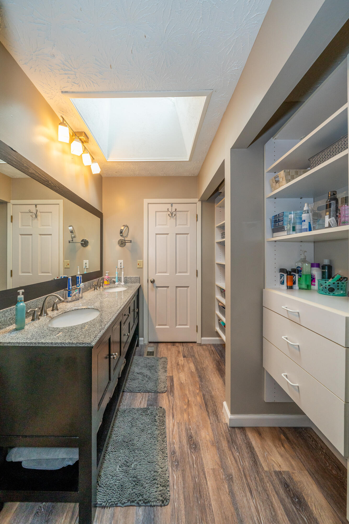 1412 Devoe Drive, Beavercreek, Ohio 45434