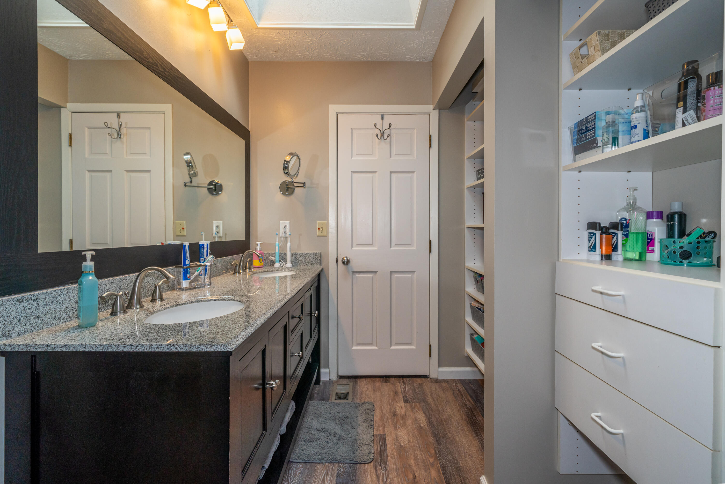 1412 Devoe Drive, Beavercreek, Ohio 45434