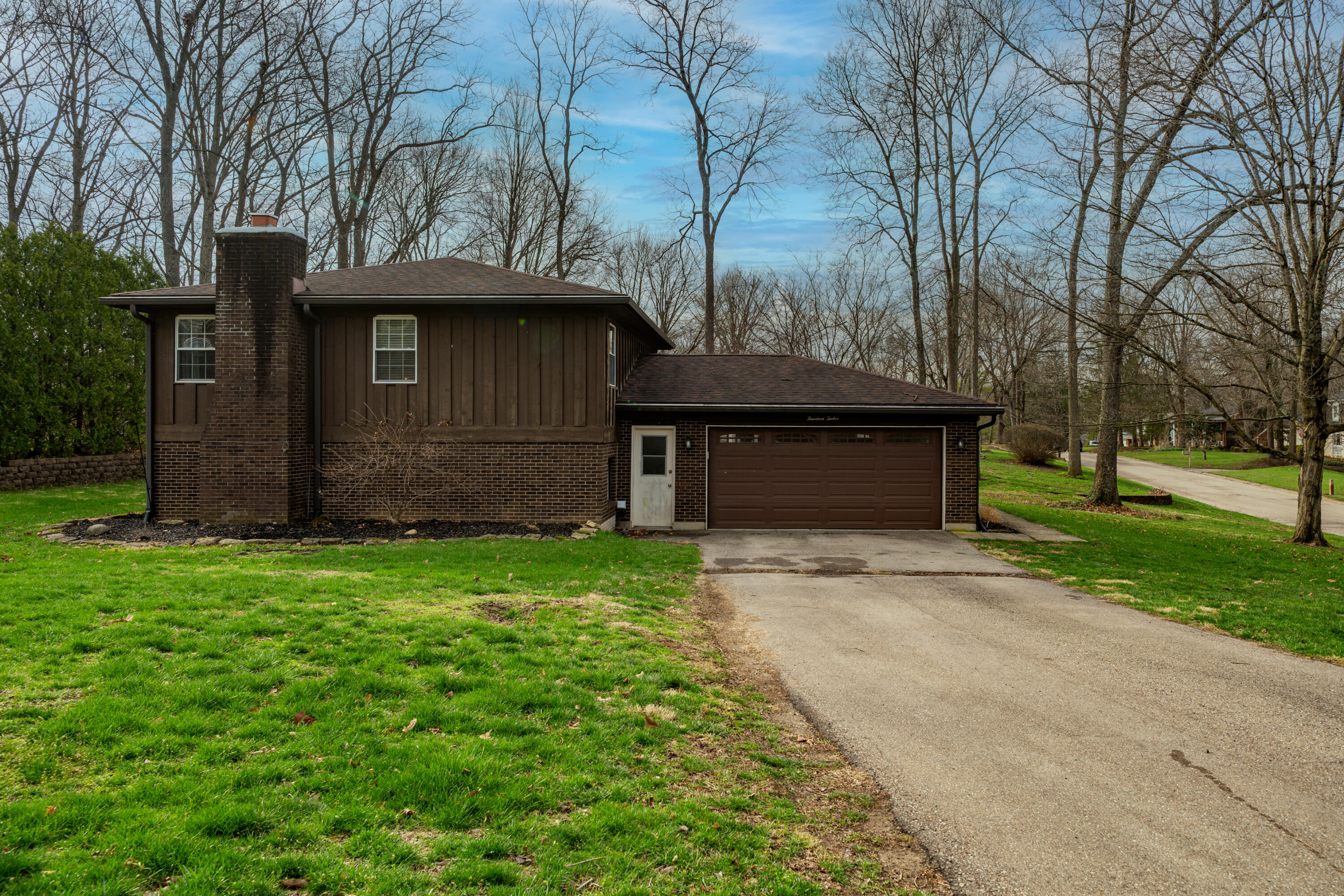 1412 Devoe Drive, Beavercreek, Ohio 45434