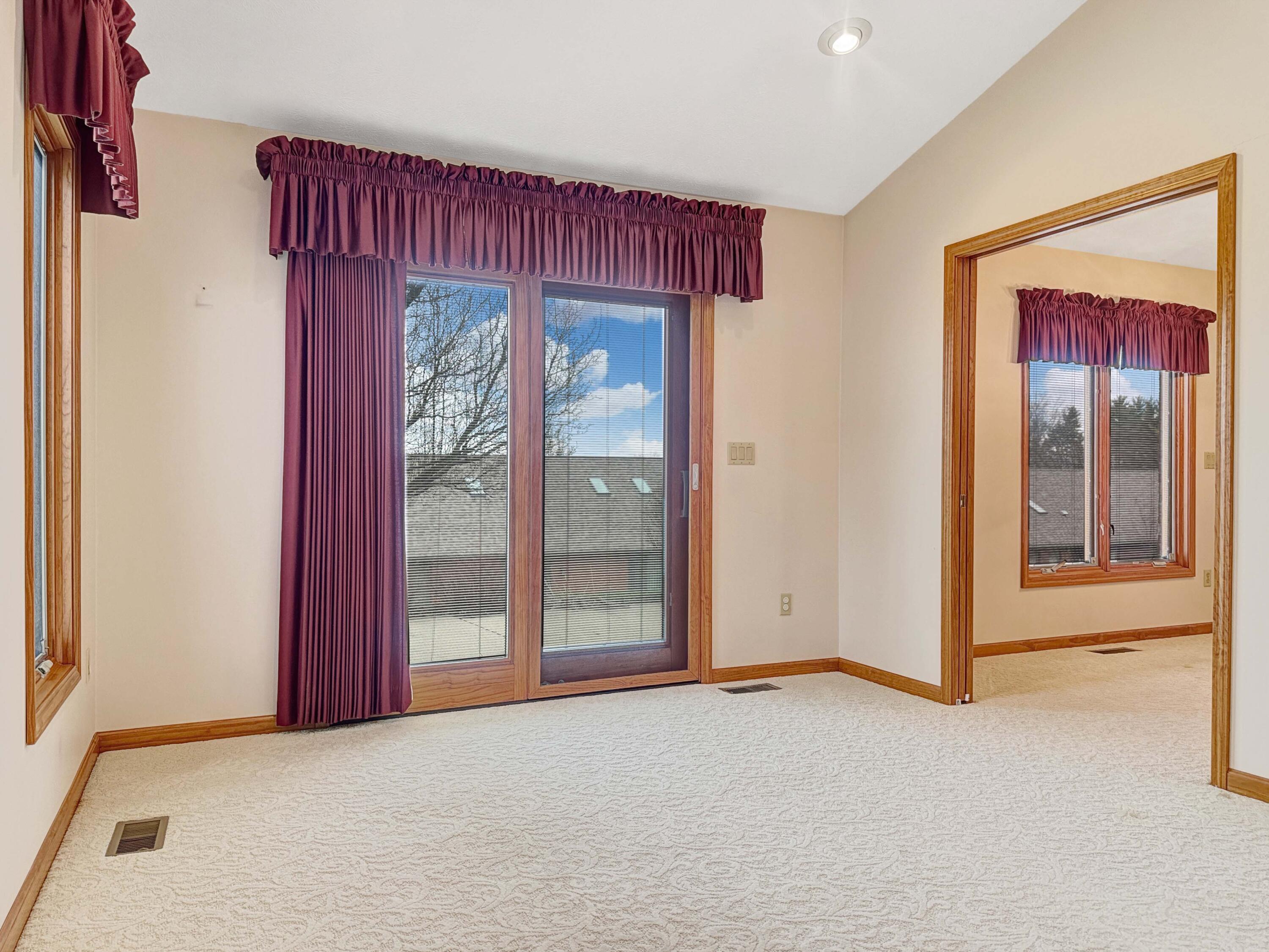 19 Laurel Bend, Urbana, Ohio 43078