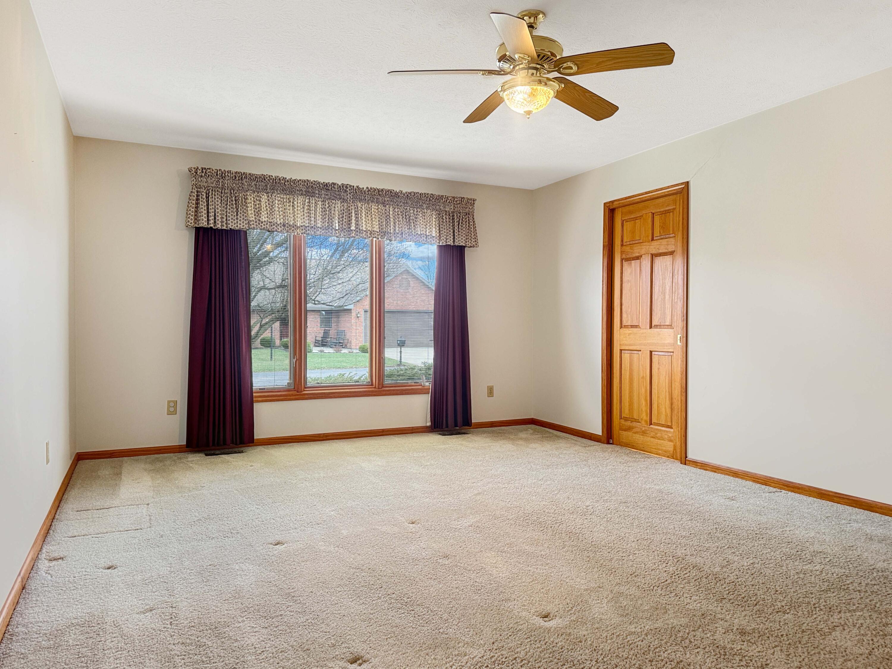 19 Laurel Bend, Urbana, Ohio 43078