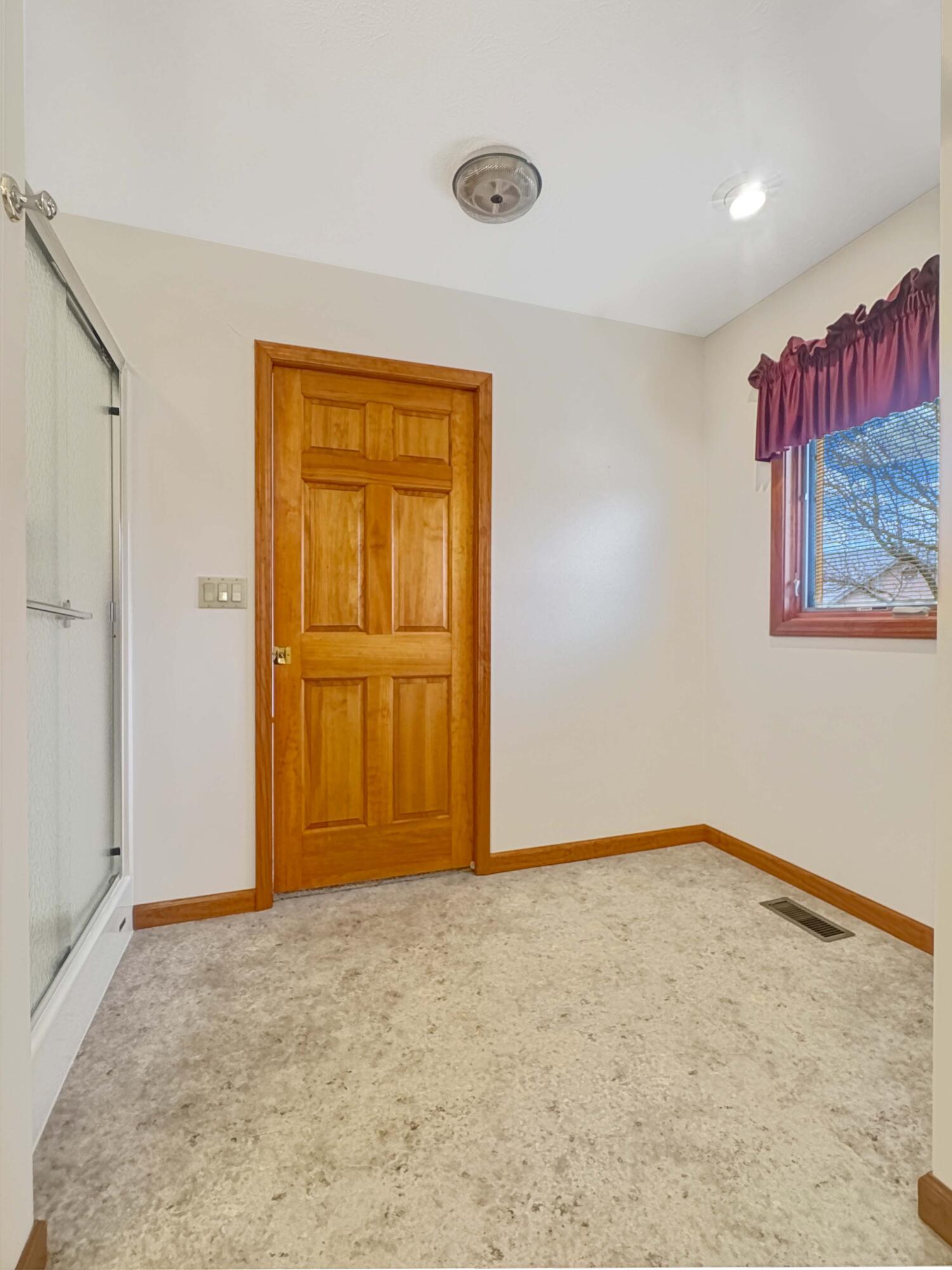 19 Laurel Bend, Urbana, Ohio 43078