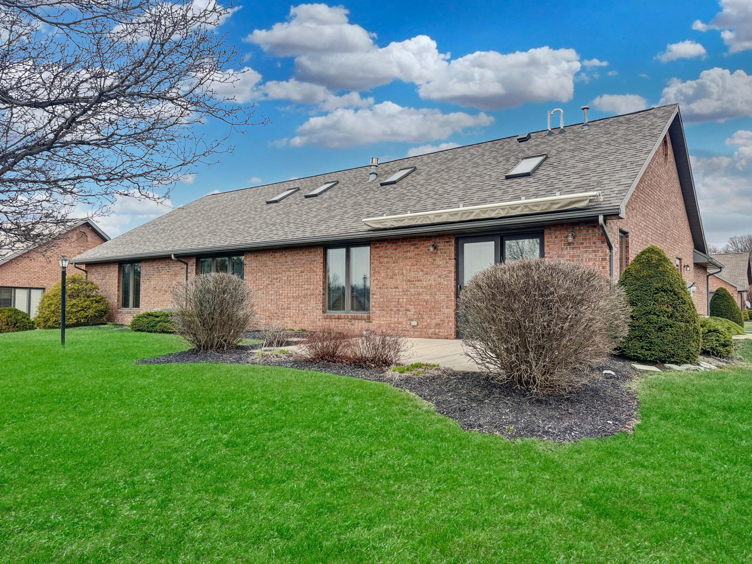 19 Laurel Bend, Urbana, Ohio 43078