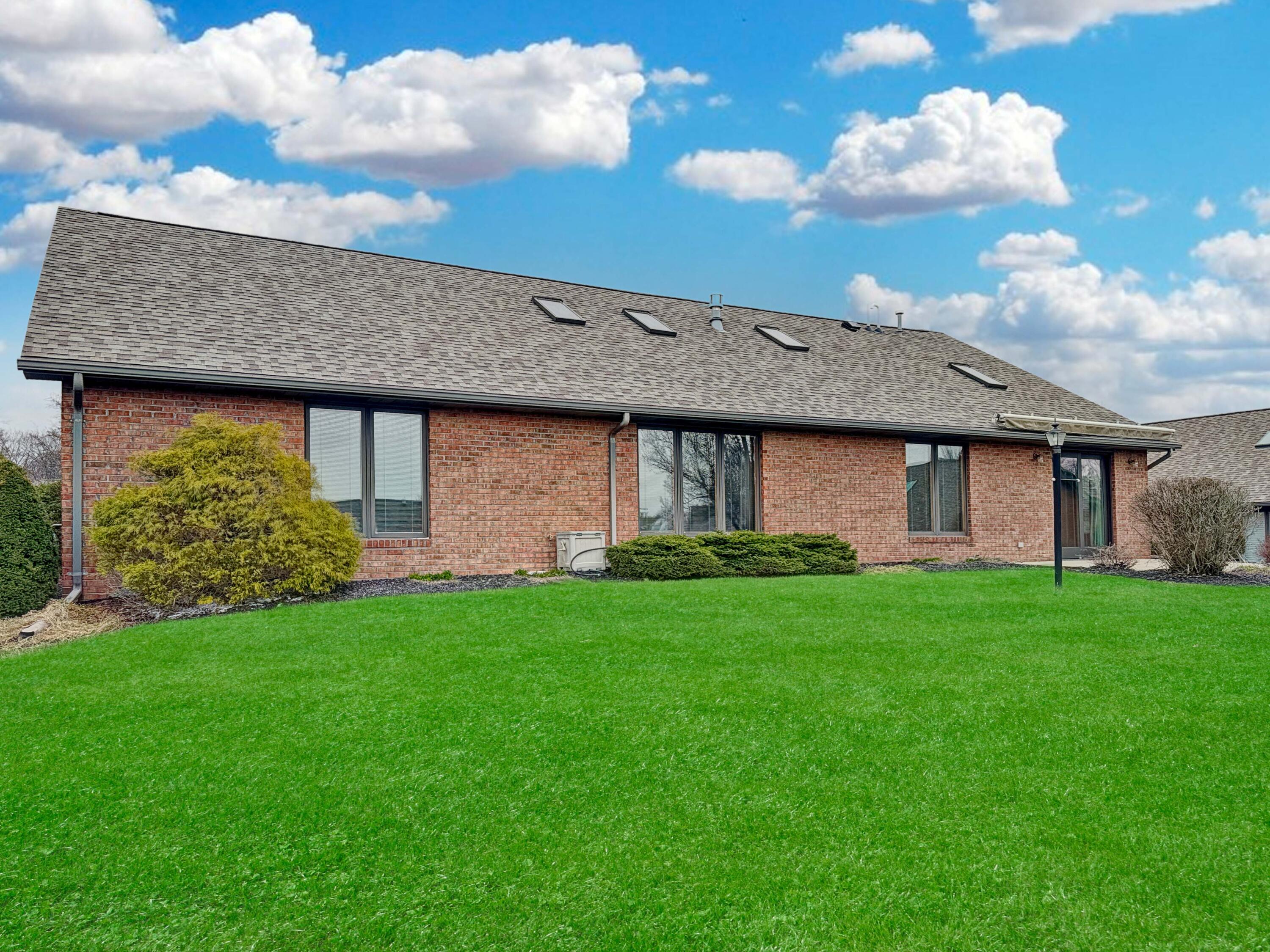 19 Laurel Bend, Urbana, Ohio 43078