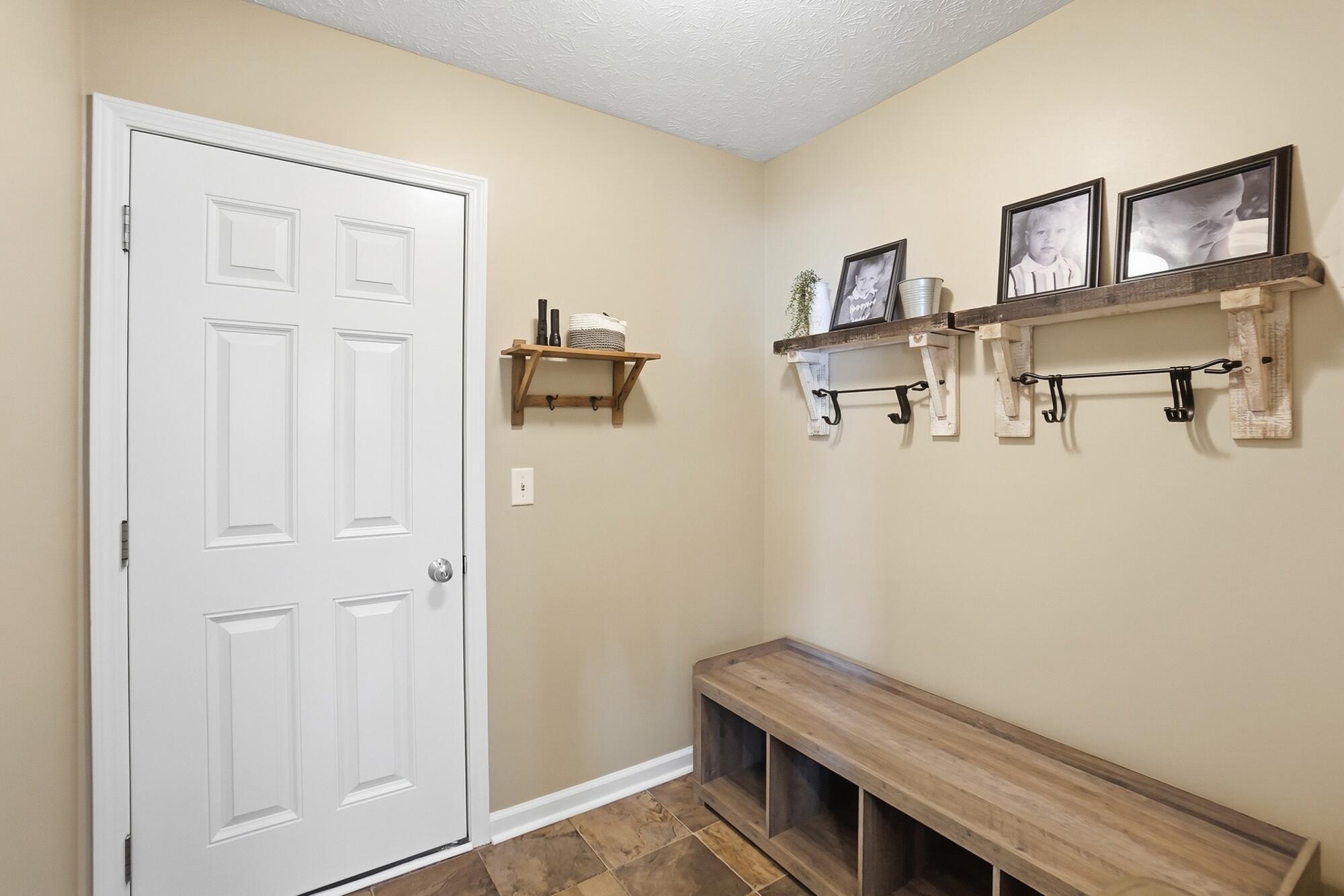 2813 Amberwood Drive, Troy, Ohio 45373