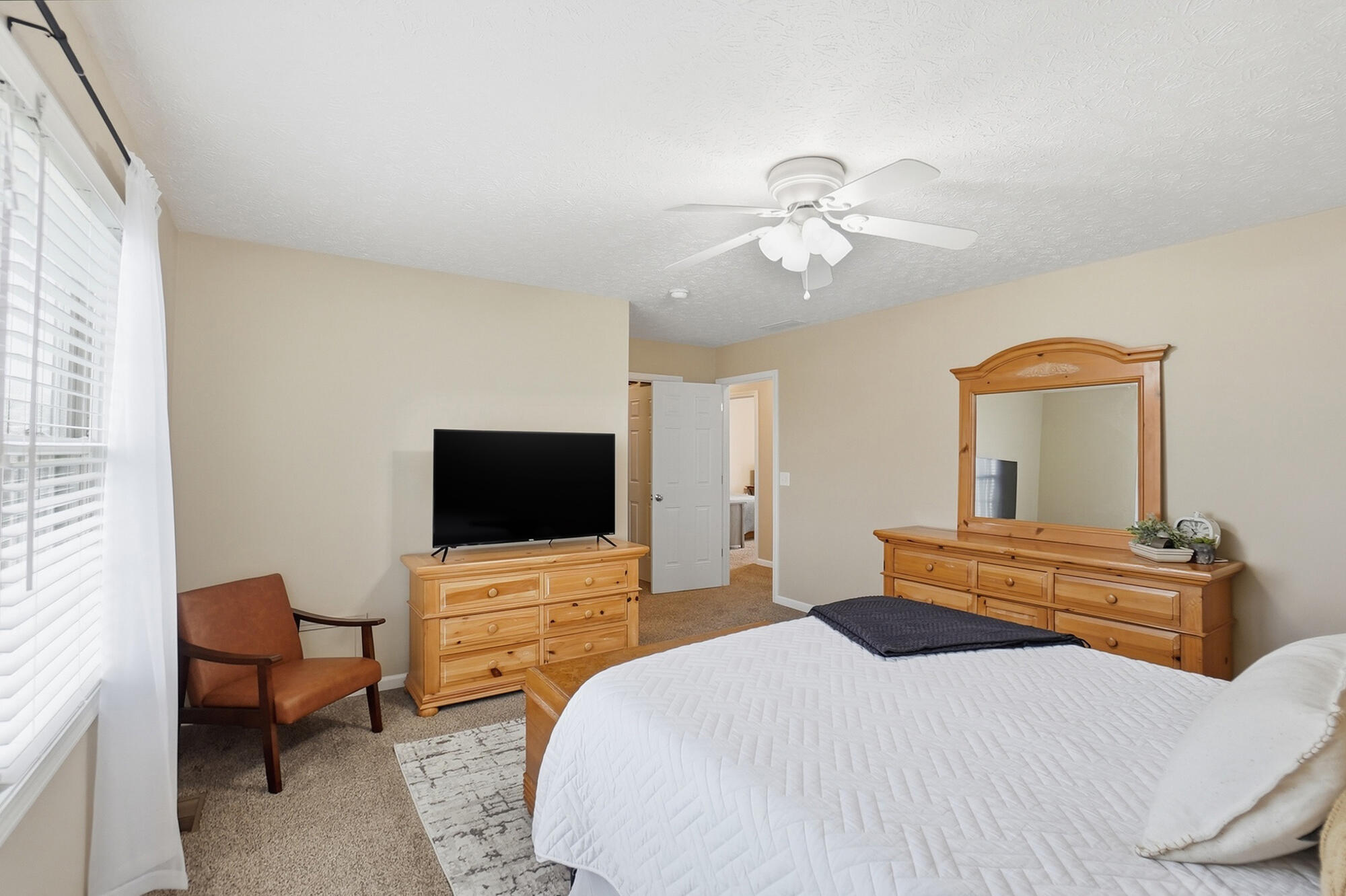 2813 Amberwood Drive, Troy, Ohio 45373