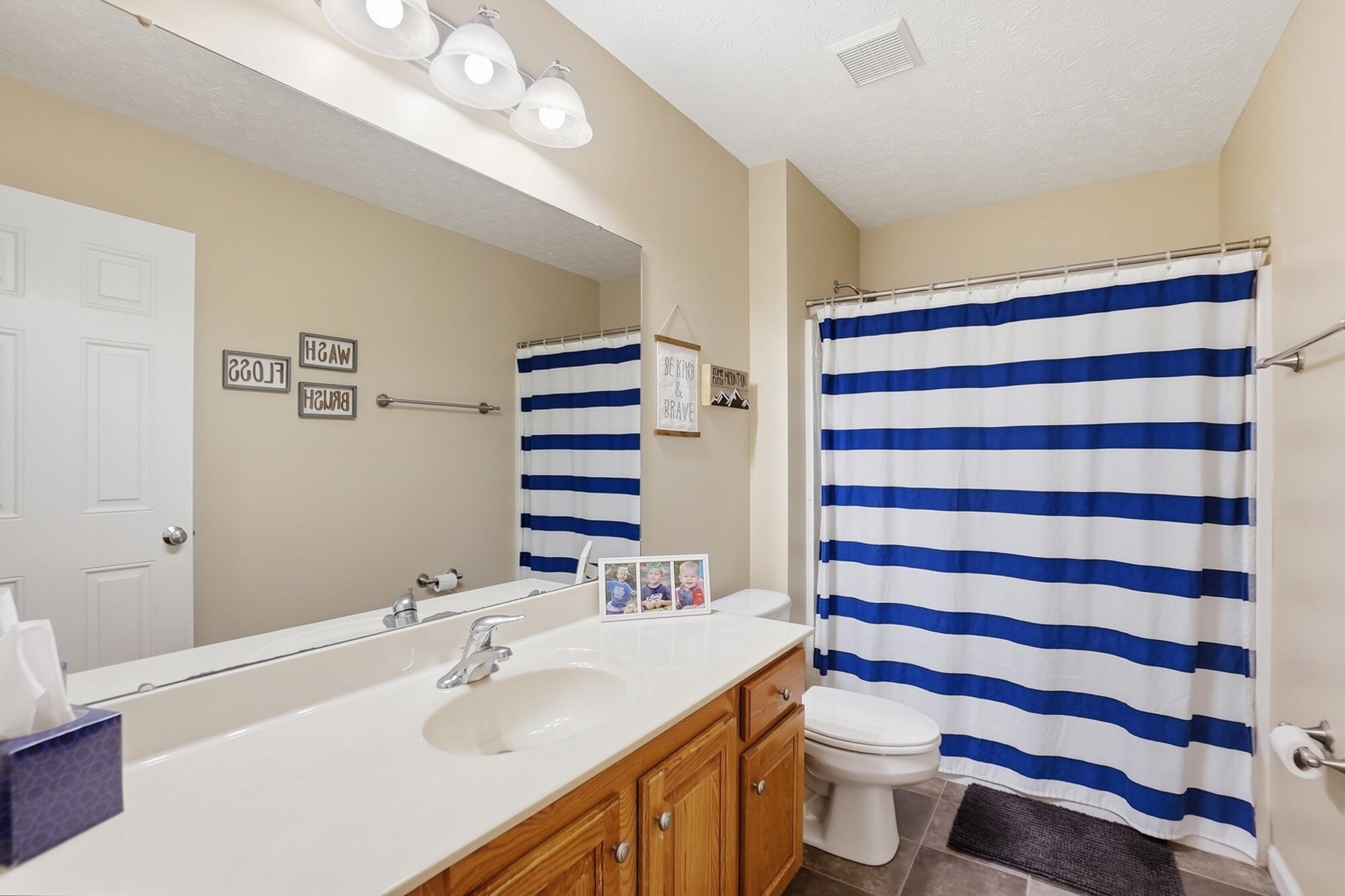 2813 Amberwood Drive, Troy, Ohio 45373