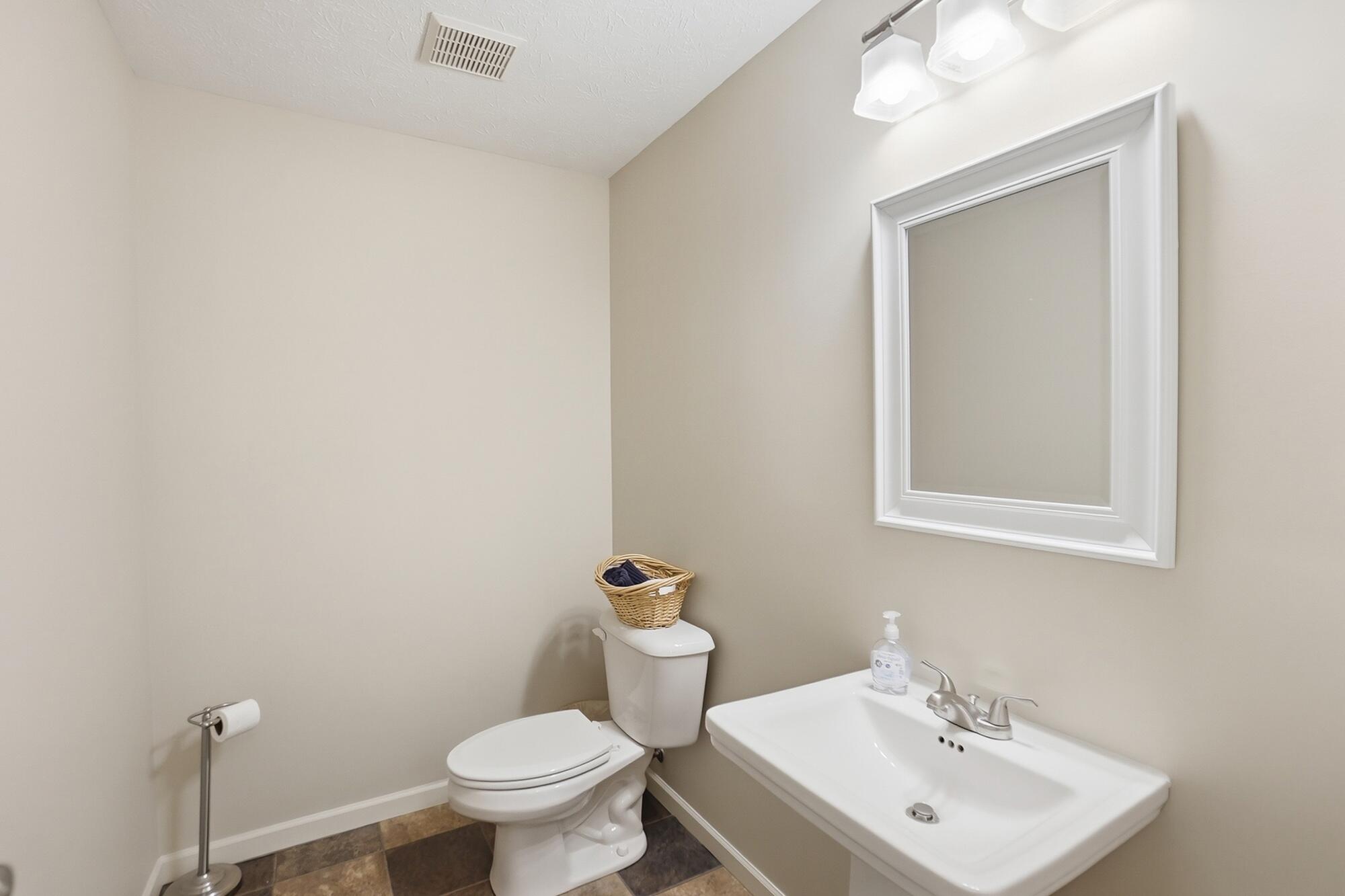 2813 Amberwood Drive, Troy, Ohio 45373