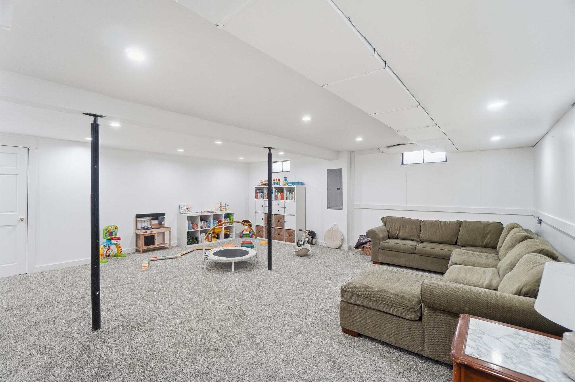 80 Carlisle Avenue, Springfield, Ohio 45504