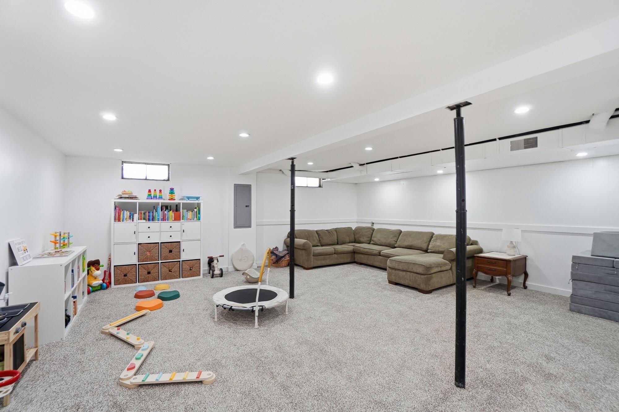 80 Carlisle Avenue, Springfield, Ohio 45504