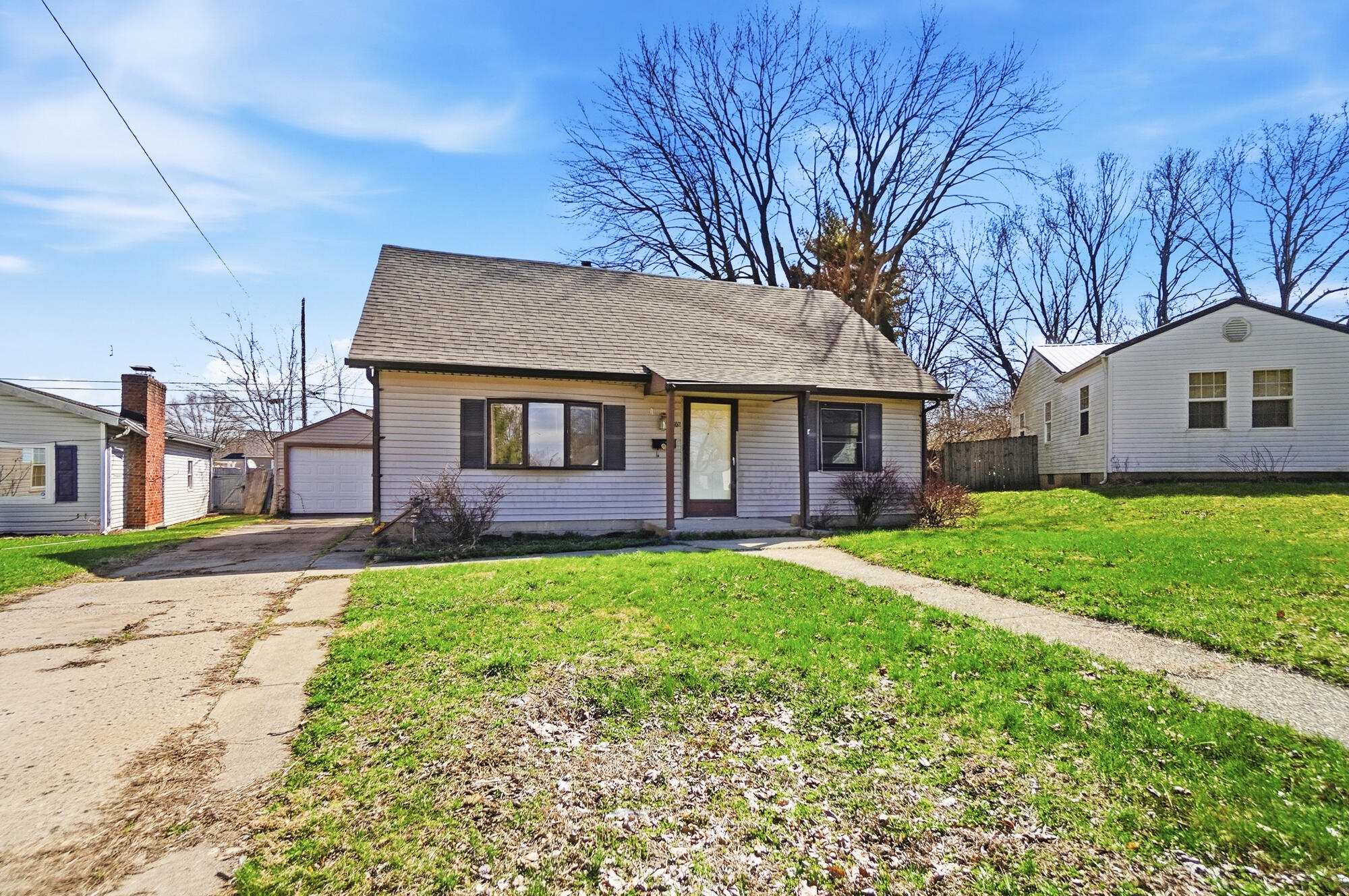 1835 Sweetbriar Lane, Springfield, Ohio 45505