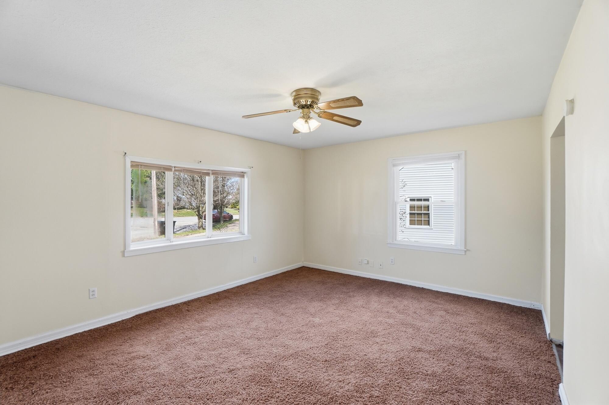 1835 Sweetbriar Lane, Springfield, Ohio 45505