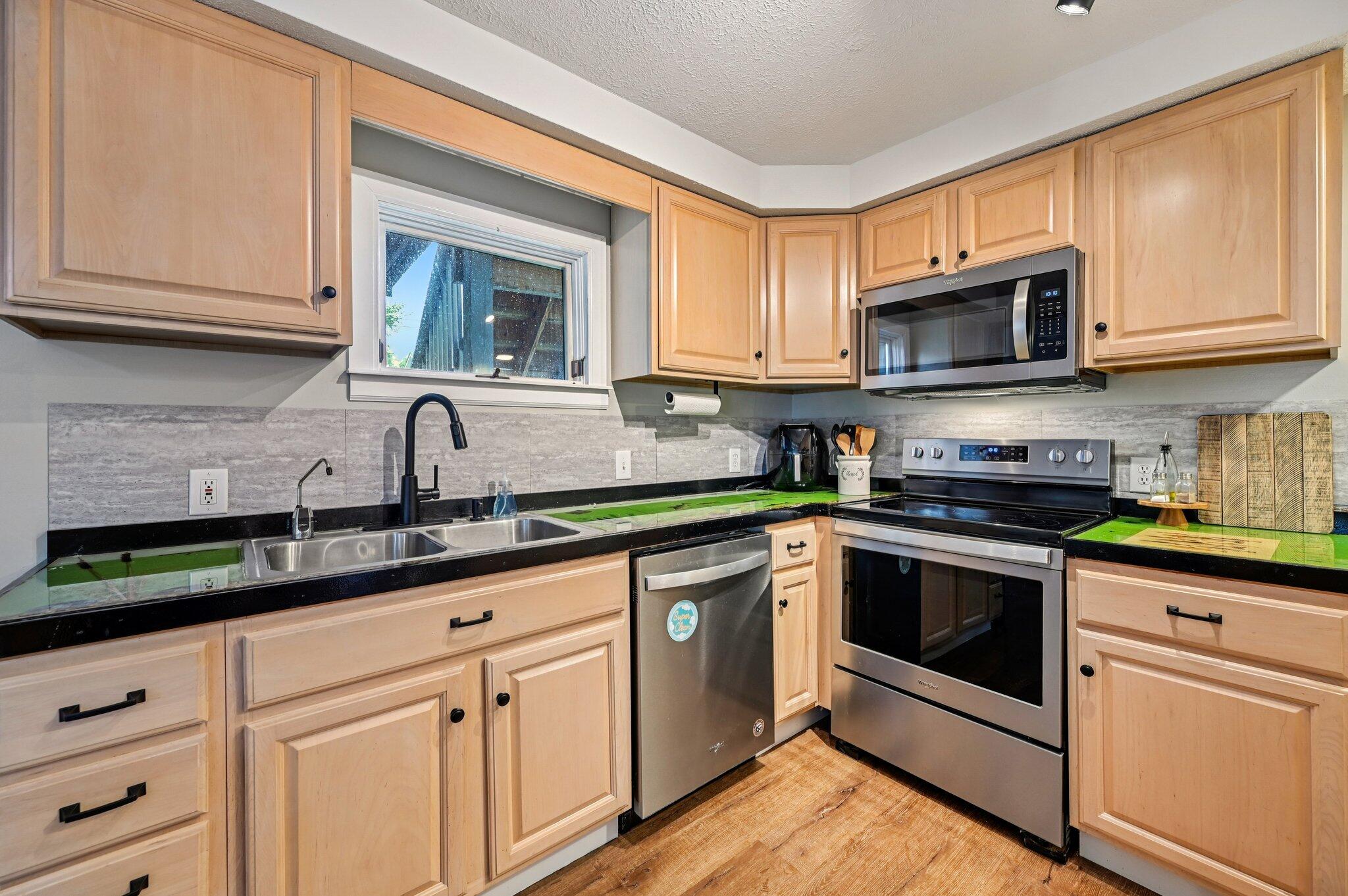 208 Clermont Avenue, Russells Point, Ohio 43348