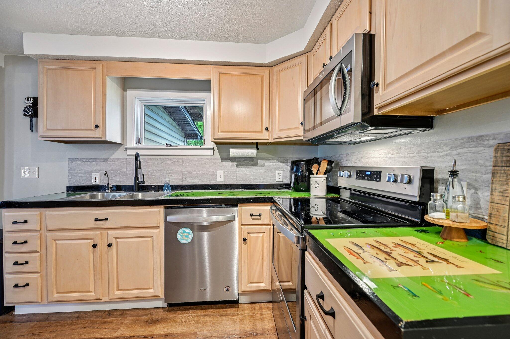 208 Clermont Avenue, Russells Point, Ohio 43348