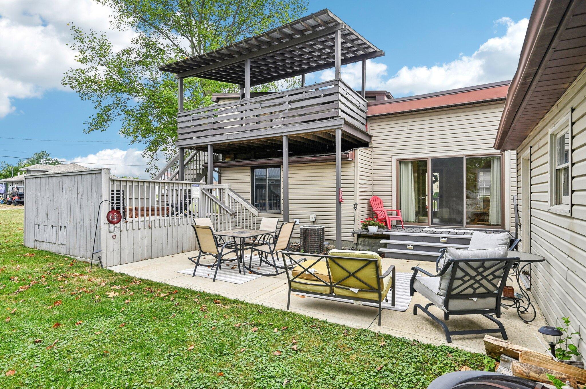 208 Clermont Avenue, Russells Point, Ohio 43348