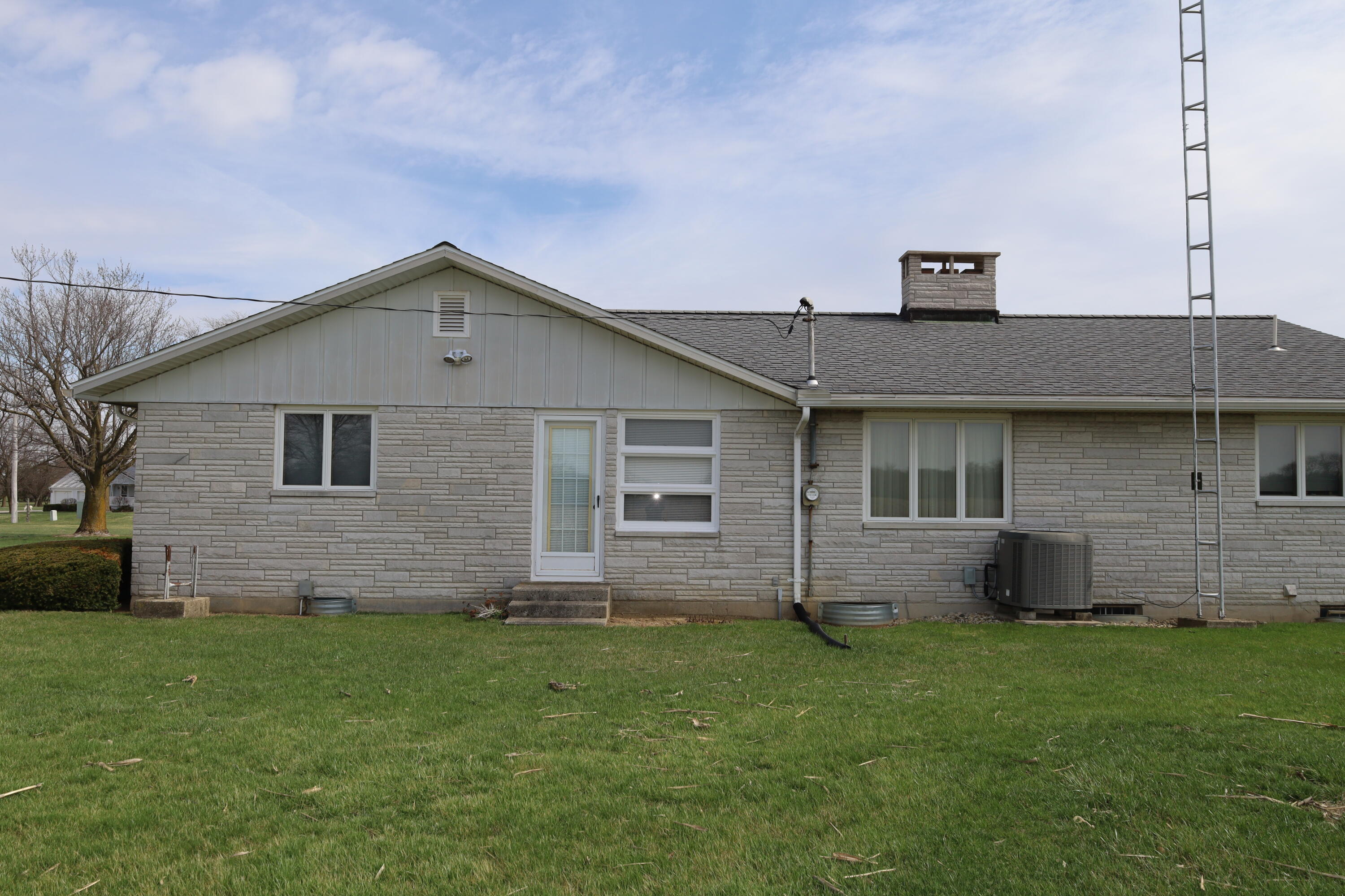 1611 Union City Road, Fort Recovery, Ohio 45846