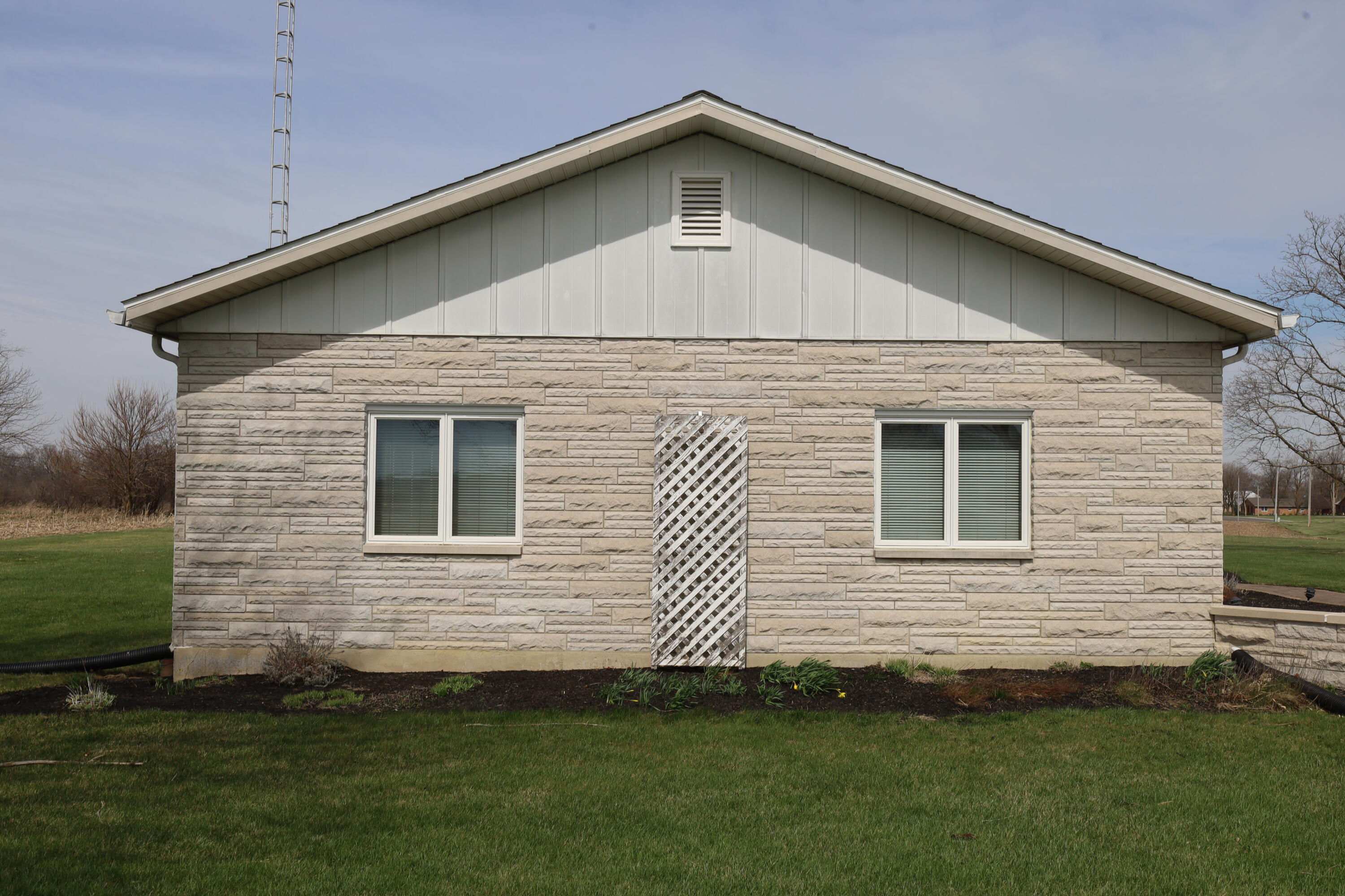 1611 Union City Road, Fort Recovery, Ohio 45846